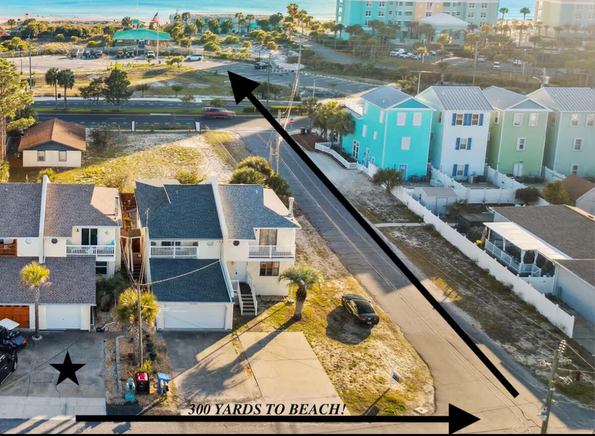 HOLIDAY BEACH UNIT 14 - Residential