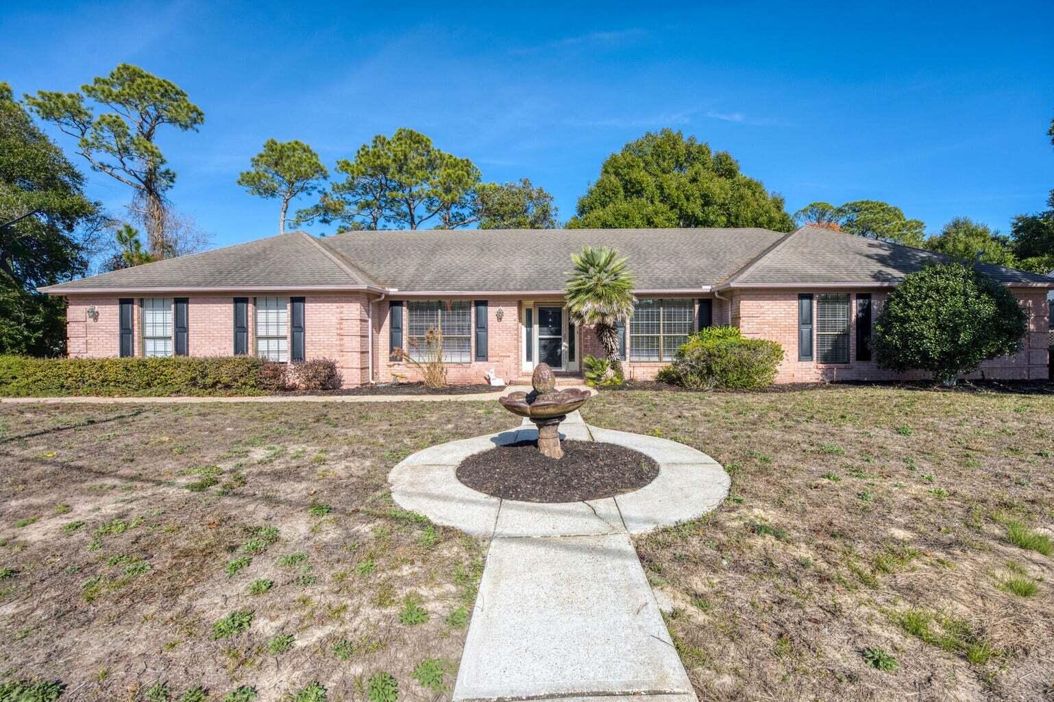 MARINERS COVE - Residential Lease