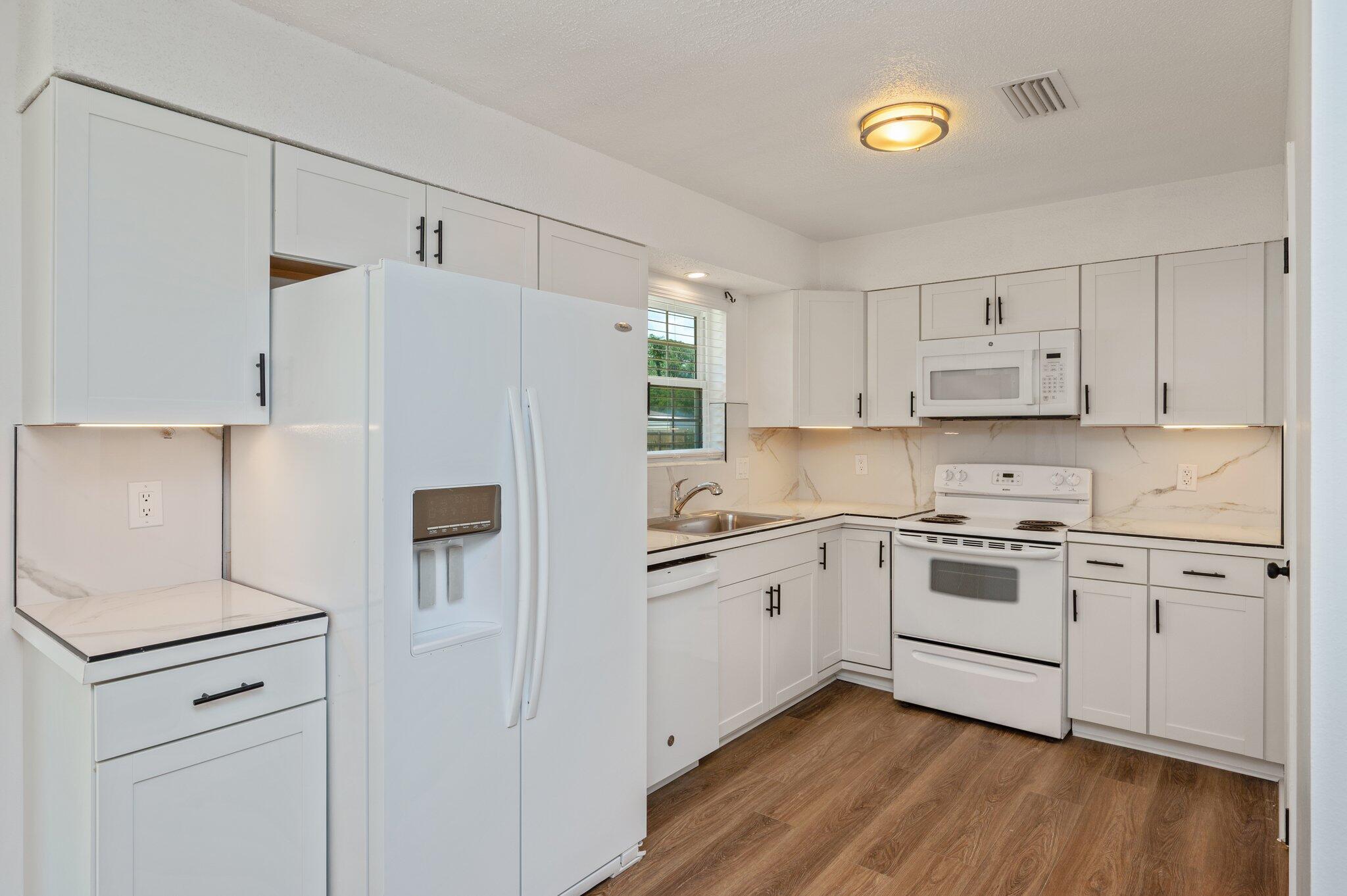 SHERRY PARK - Residential Lease