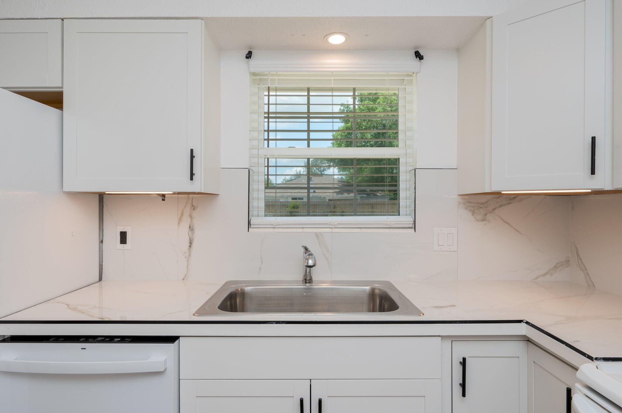 SHERRY PARK - Residential Lease