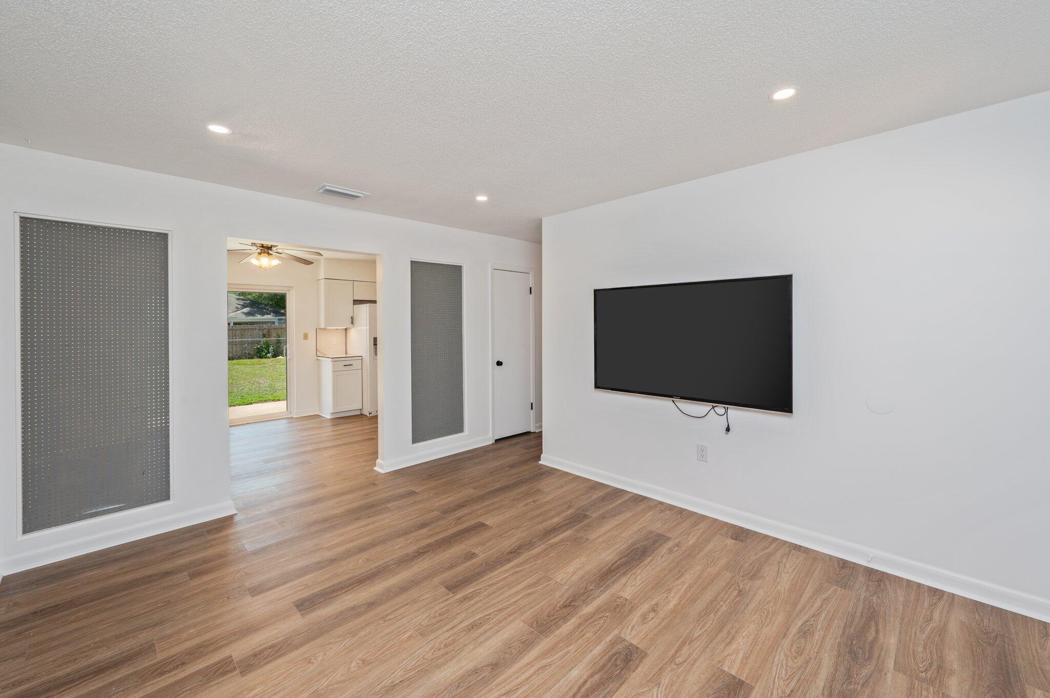 SHERRY PARK - Residential Lease