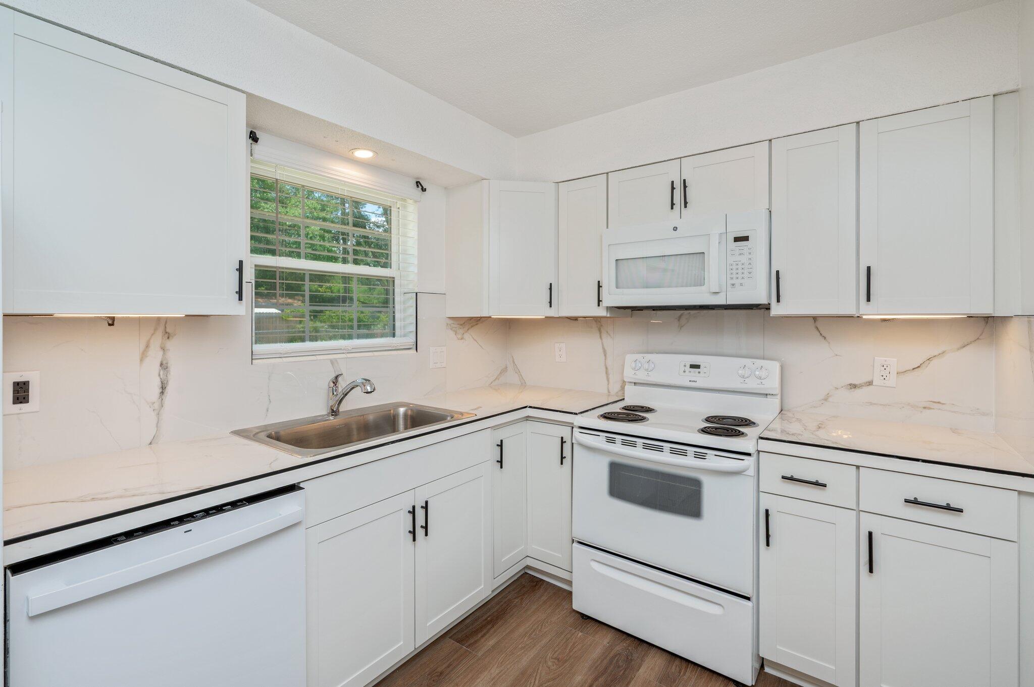 SHERRY PARK - Residential Lease