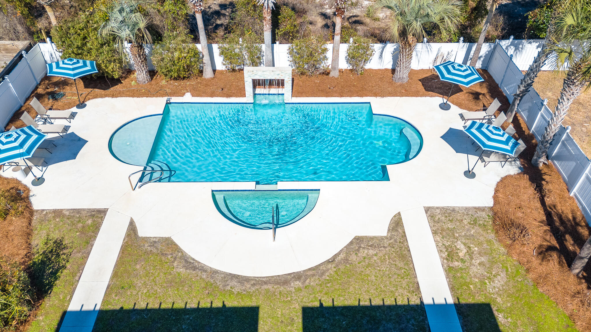 CRYSTAL BEACH - Residential