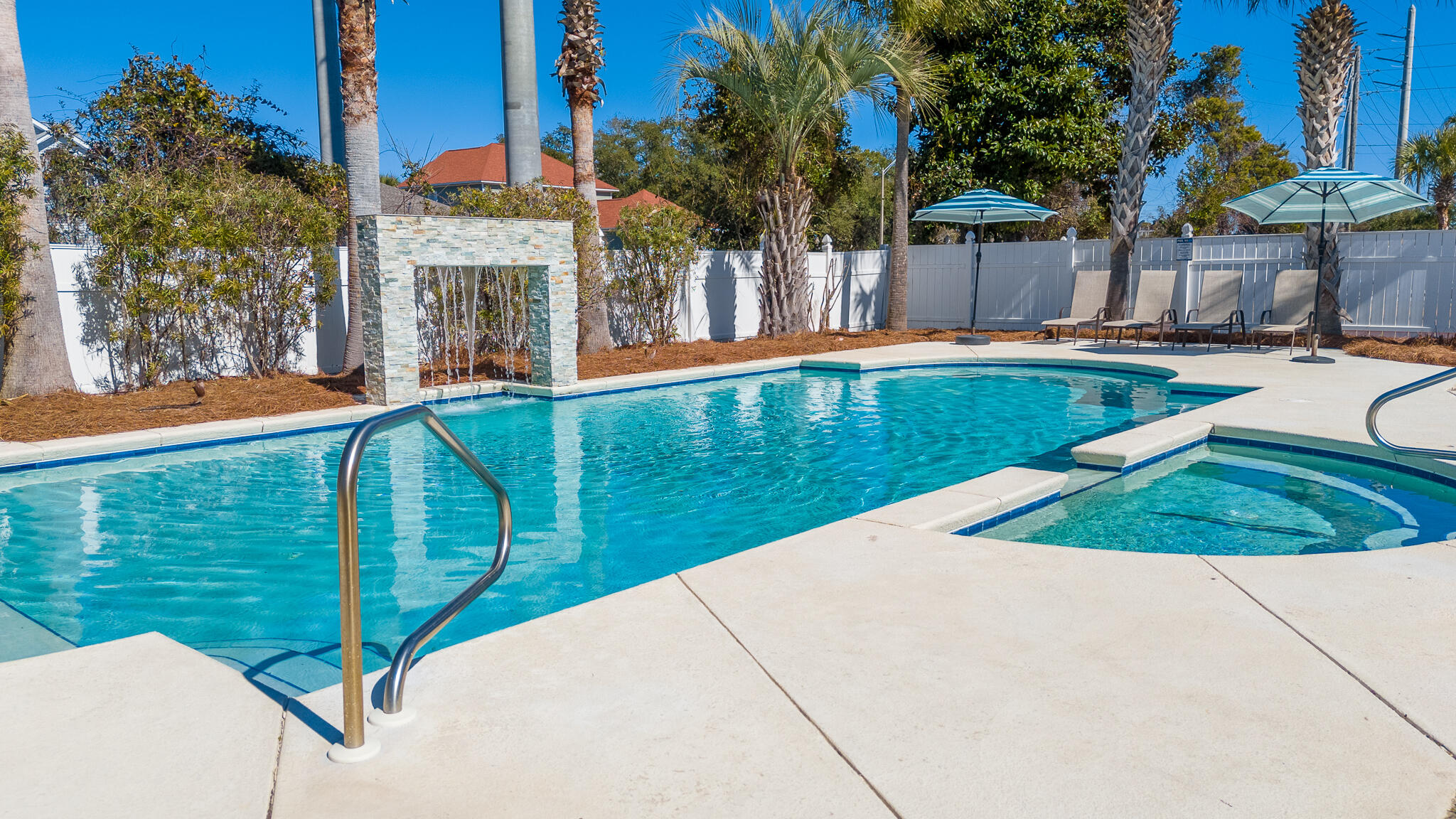 CRYSTAL BEACH - Residential