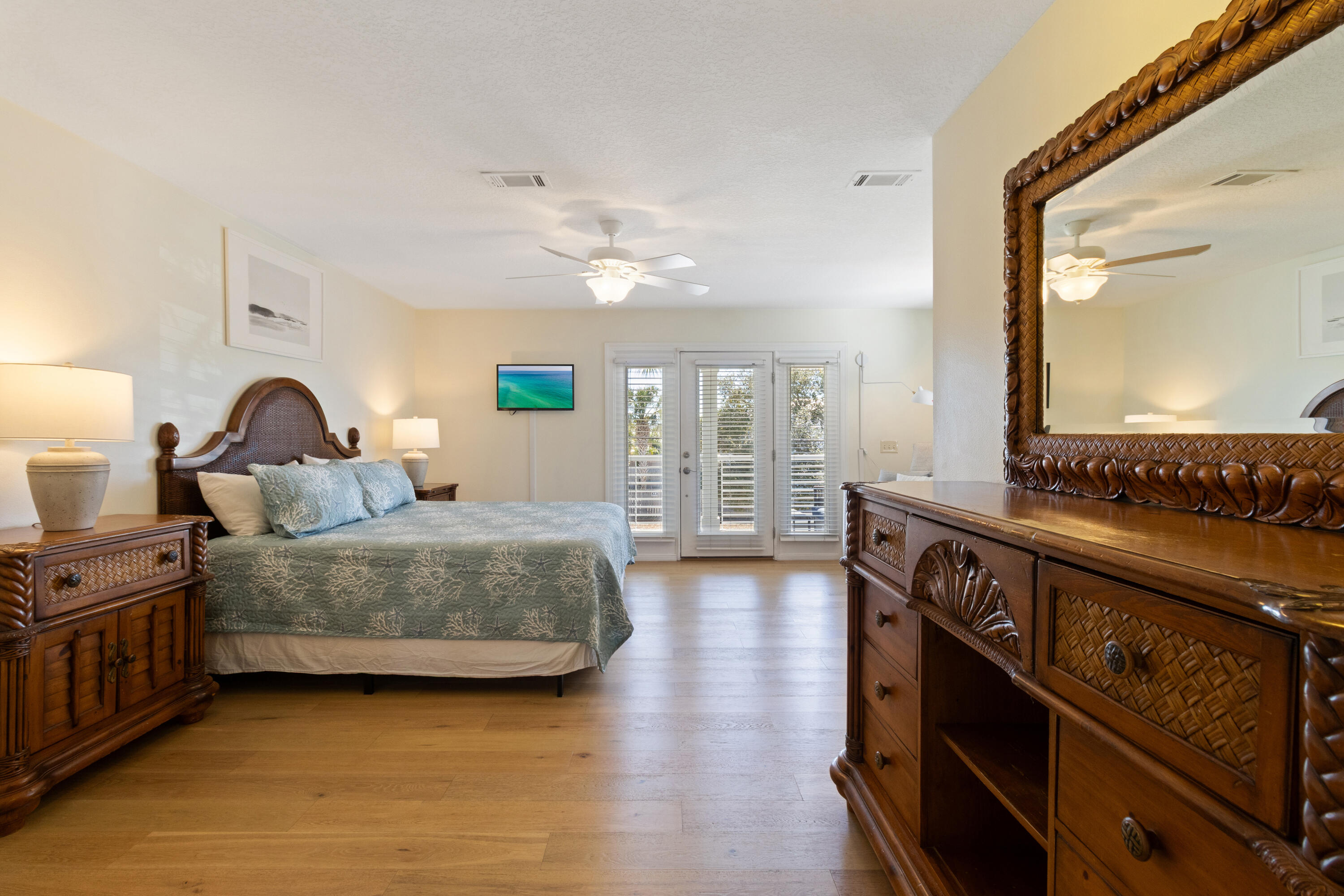 CRYSTAL BEACH - Residential