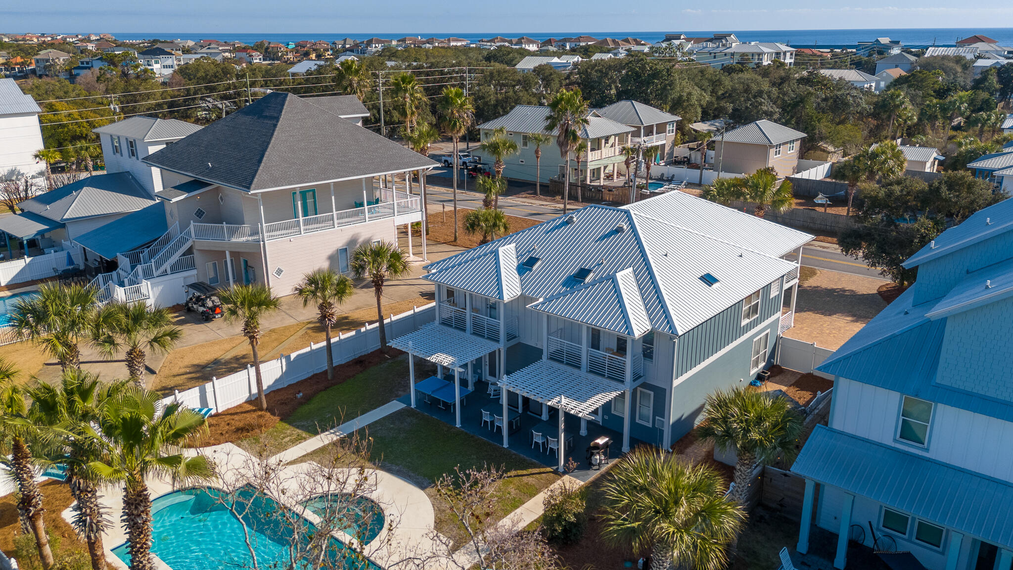 CRYSTAL BEACH - Residential