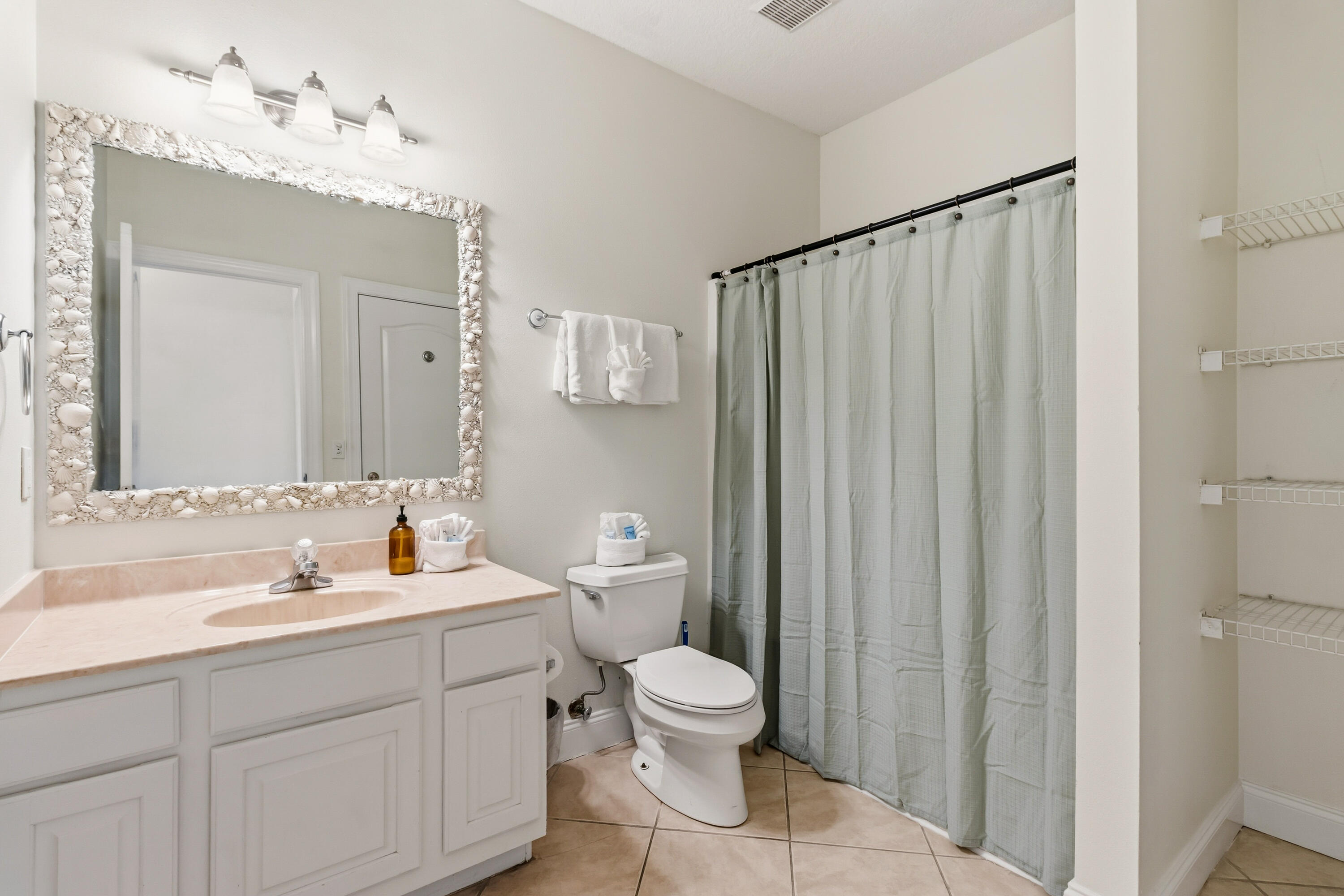 CRYSTAL BEACH - Residential