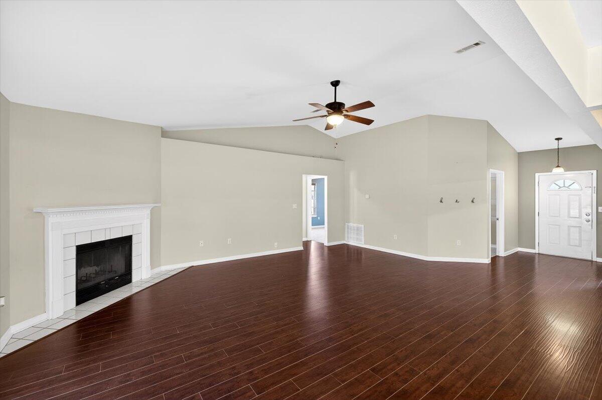 WESTVIEW ESTATES - Residential