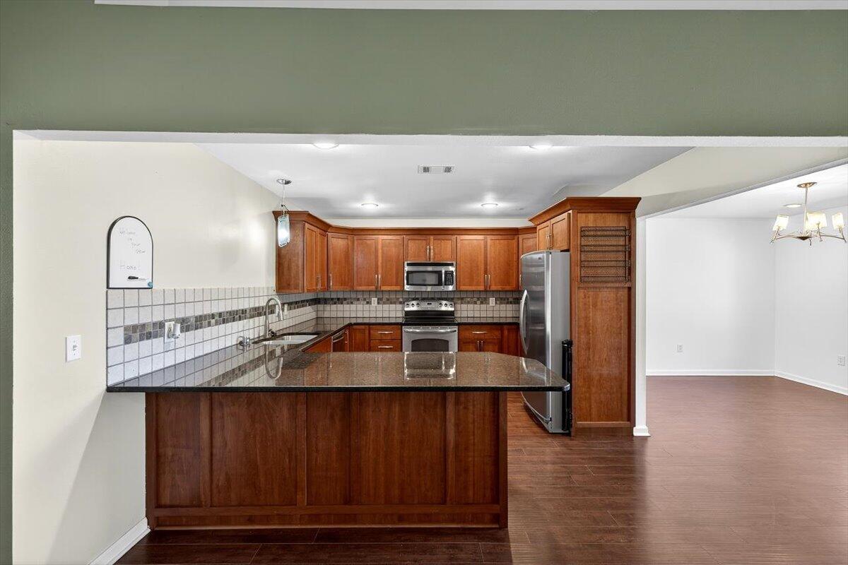 WESTVIEW ESTATES - Residential