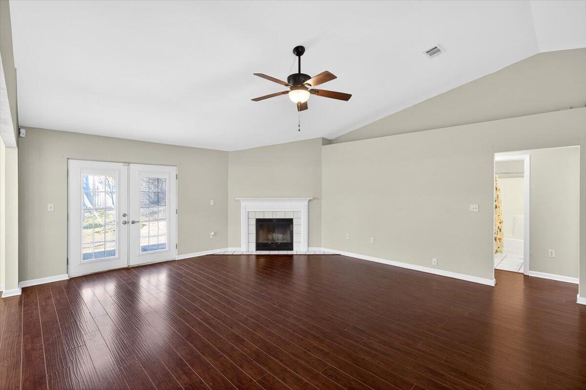 WESTVIEW ESTATES - Residential