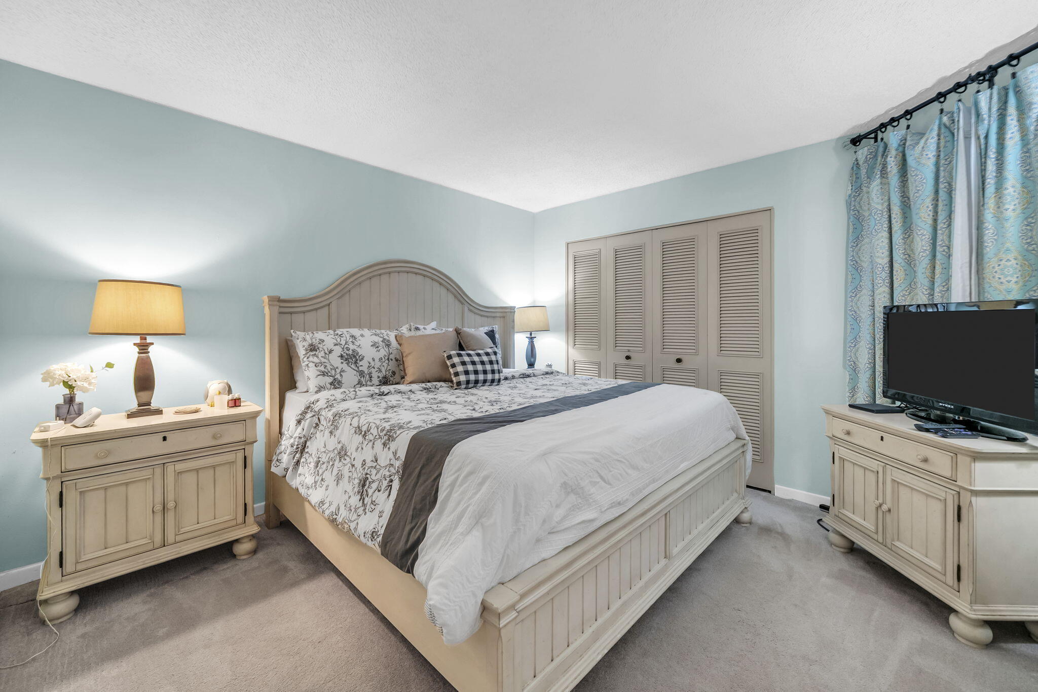 BREAKERS OF FWB PH 2 - Residential