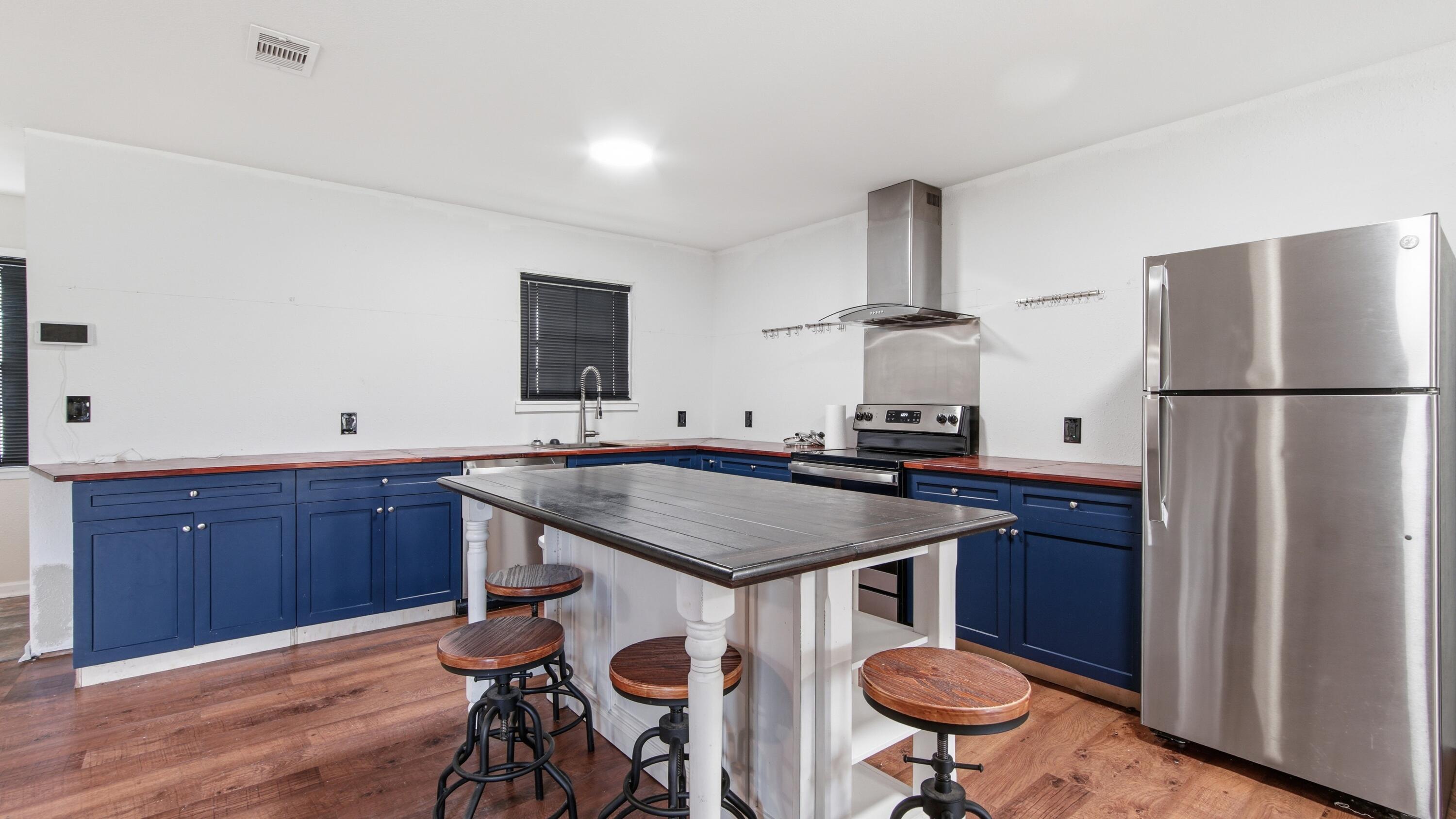 TIDEWATER ESTATES - Residential