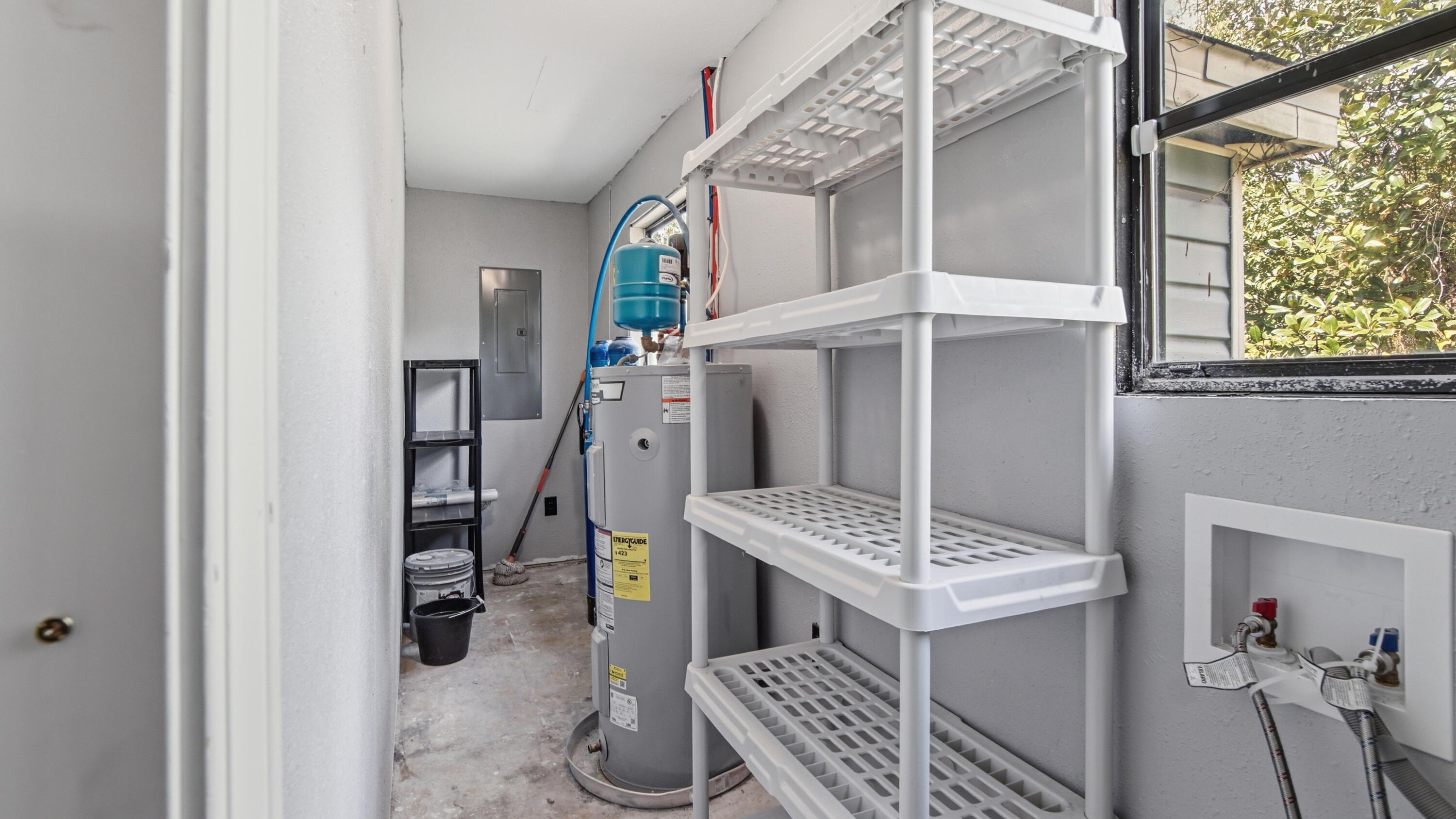 TIDEWATER ESTATES - Residential