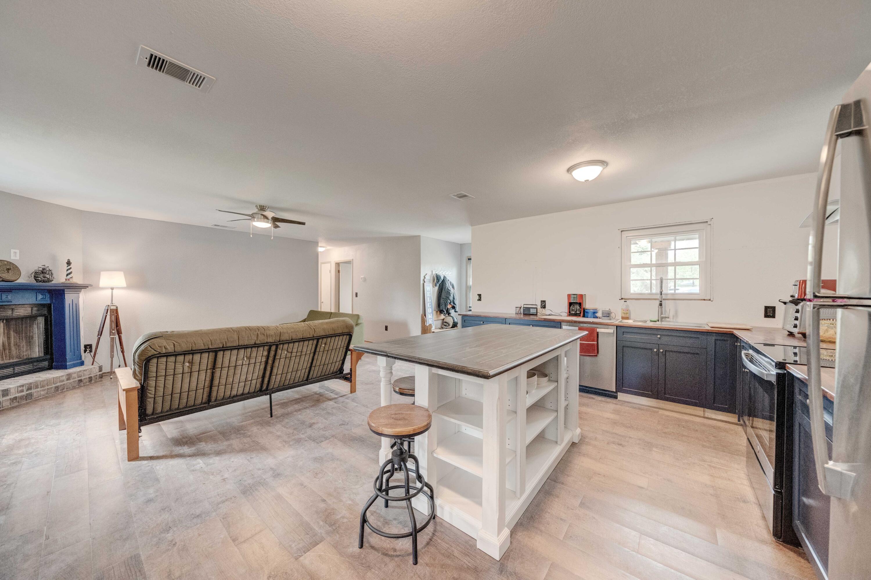 TIDEWATER ESTATES - Residential