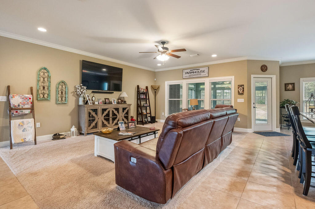 MILL CREEK FARMS - Residential