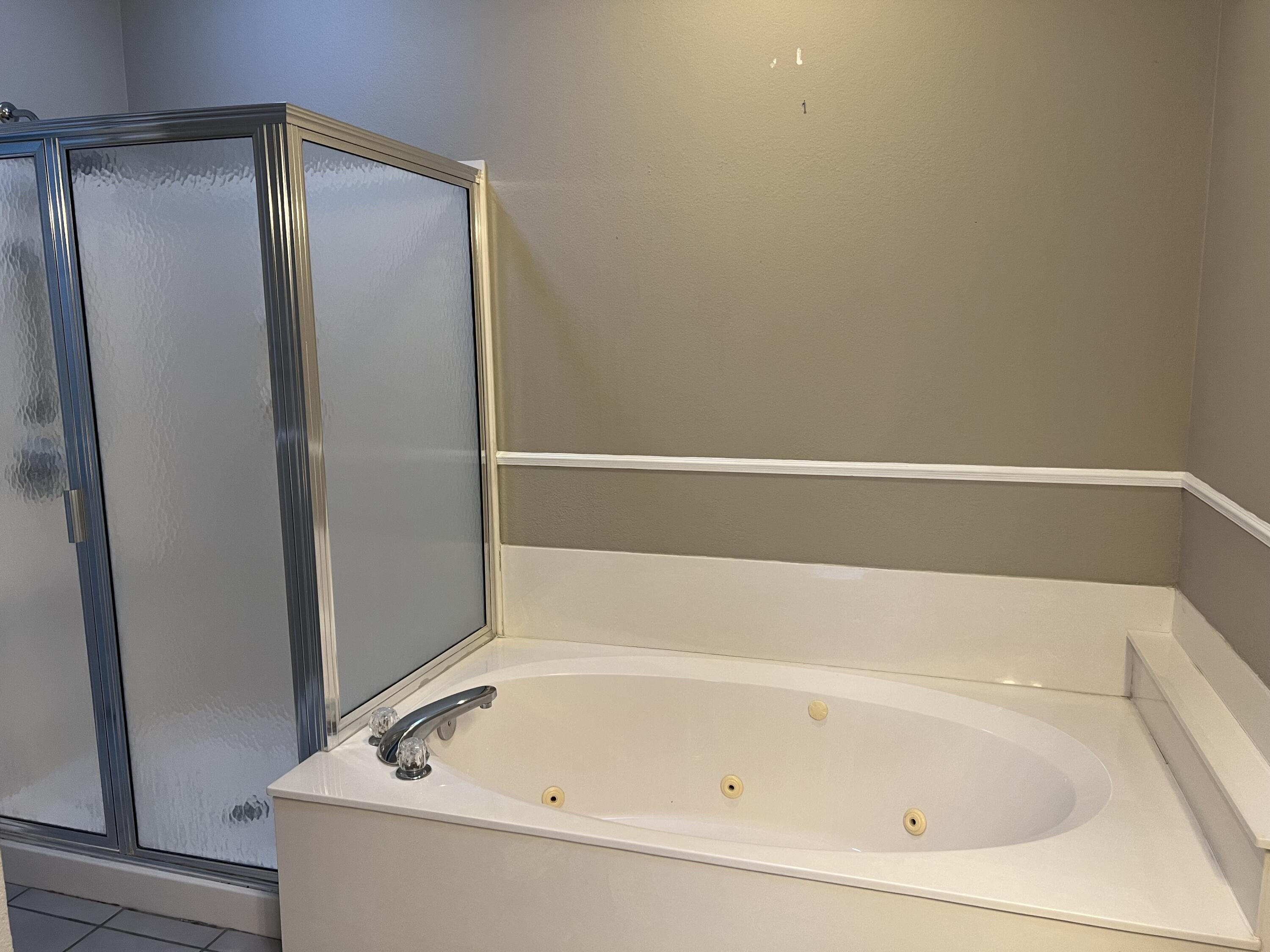 BAYSIDE - Residential Lease