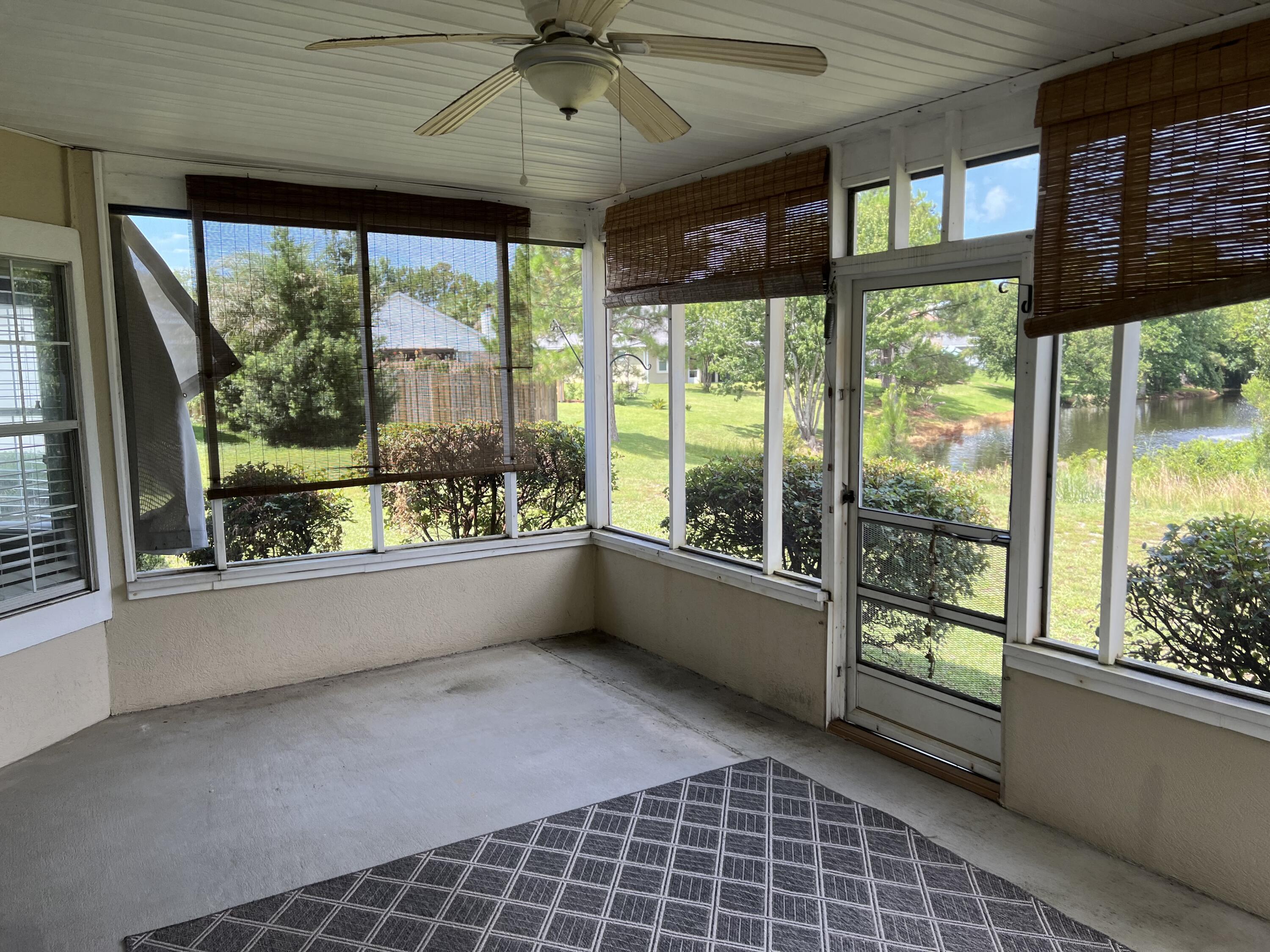 BAYSIDE - Residential Lease