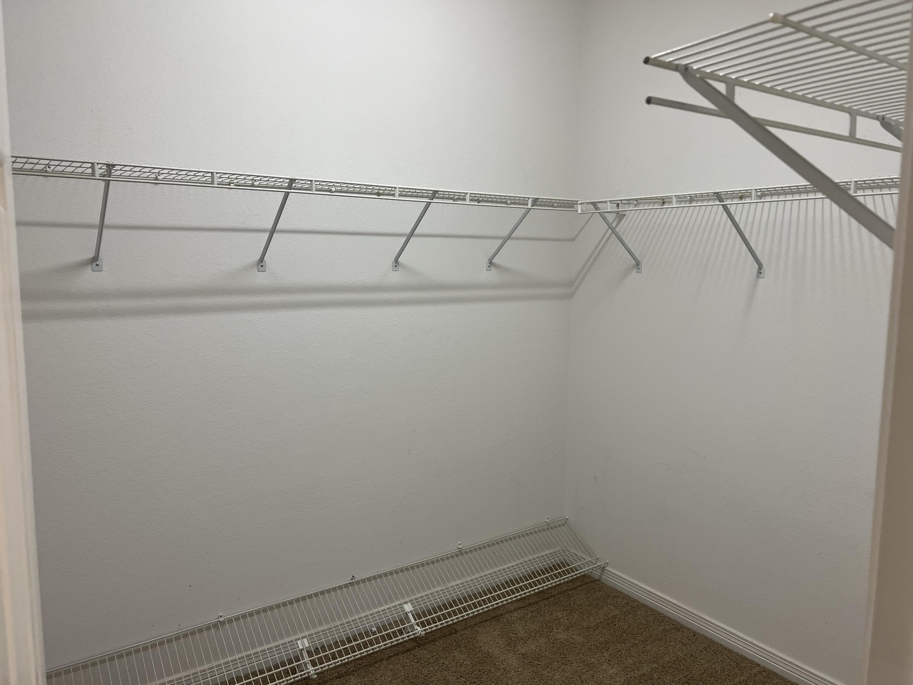 BAYSIDE - Residential Lease