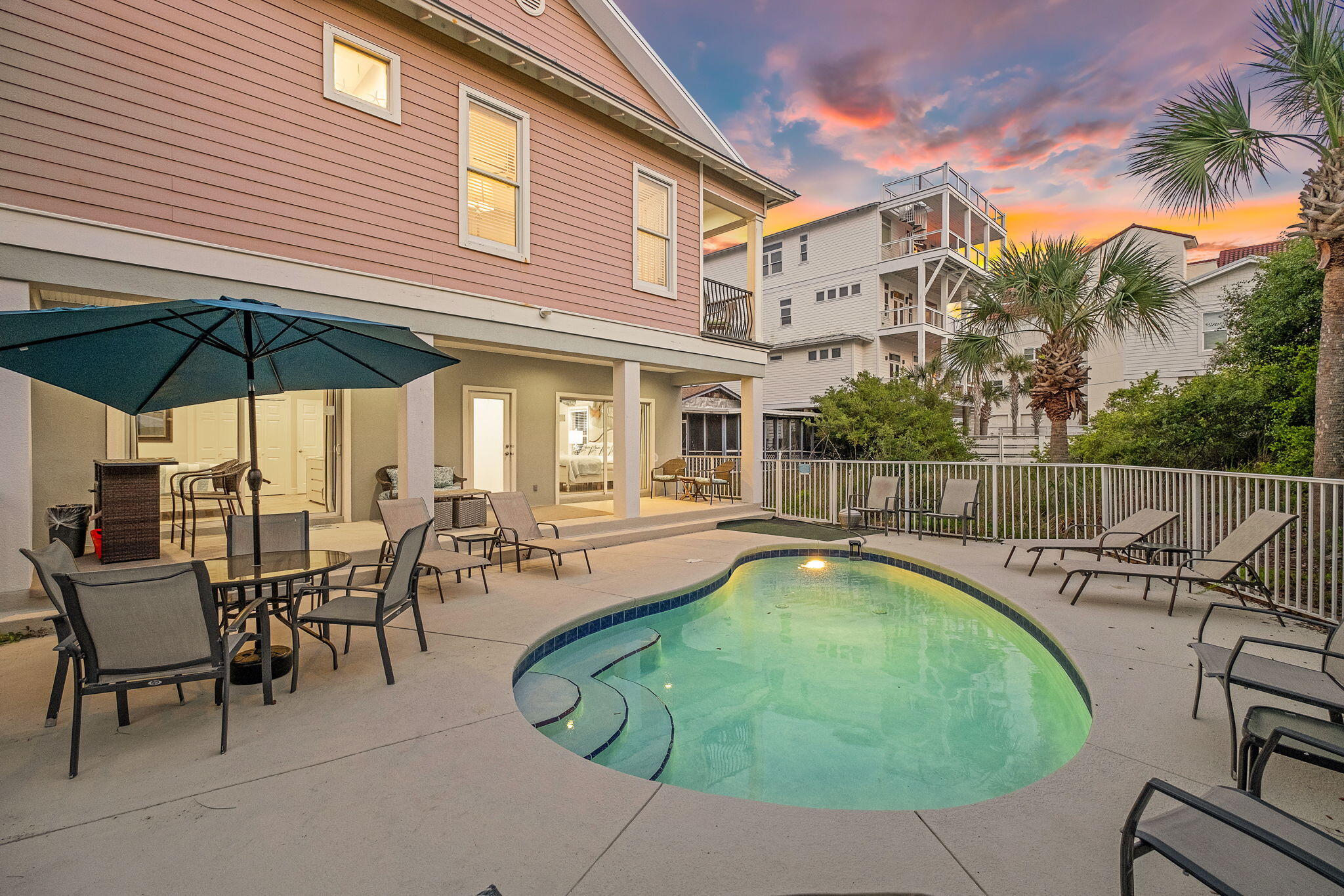 TANG-O-MAR S/D UNREC - Residential