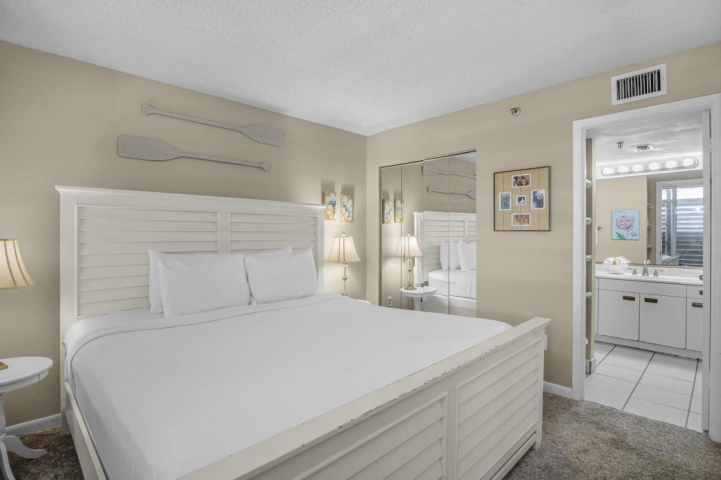 MAGNOLIA HOUSE - Residential