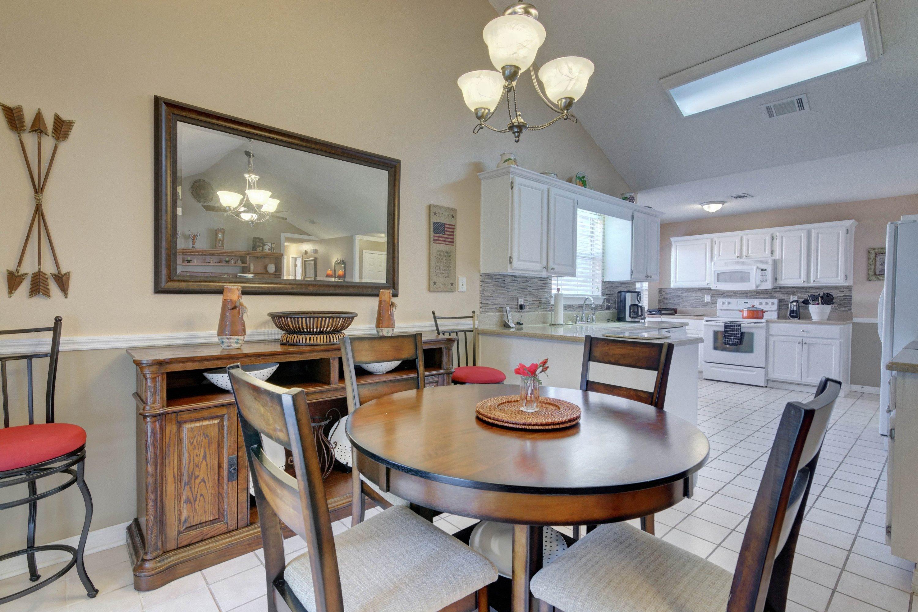 LEGEND COVE - Residential