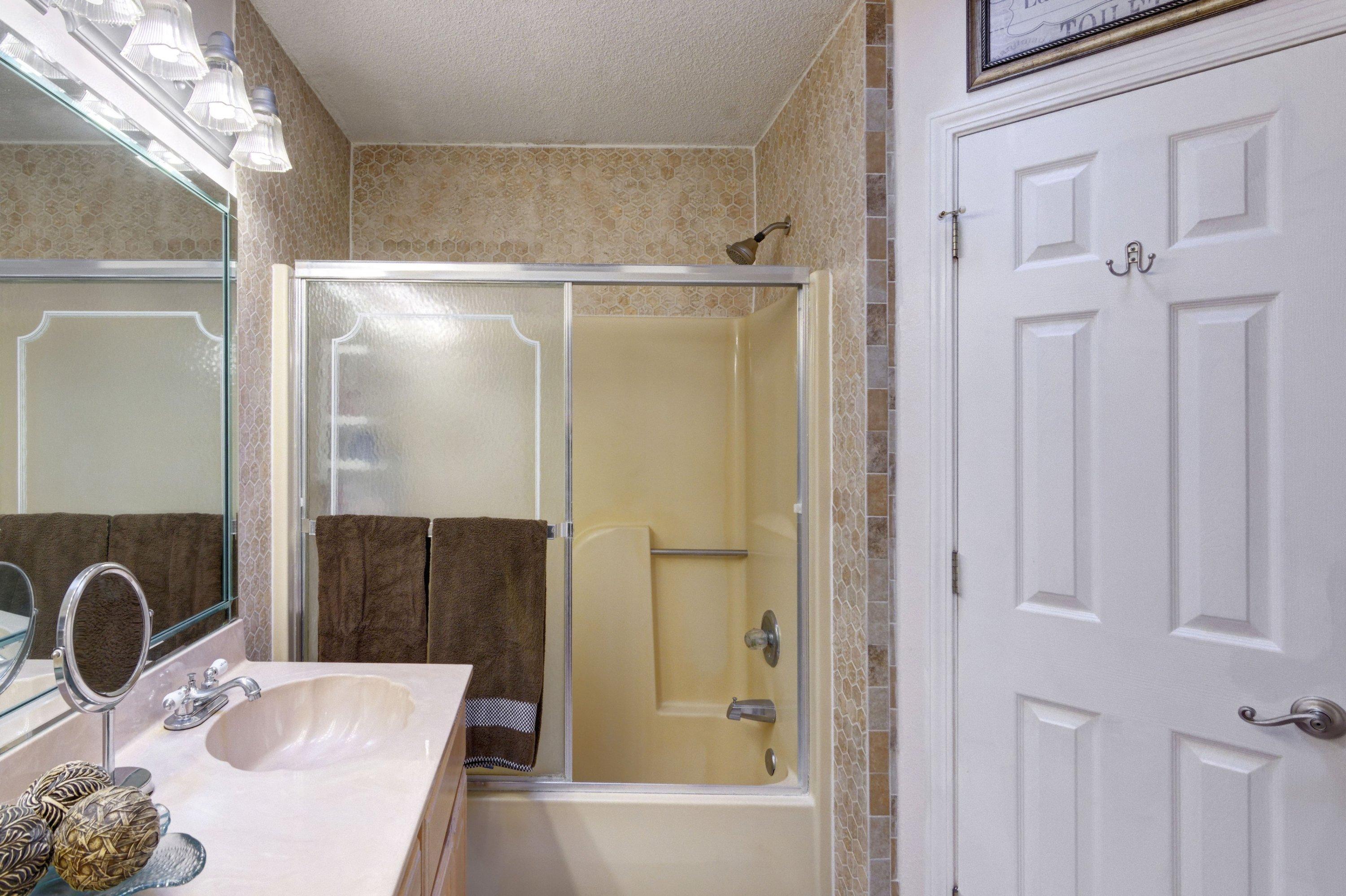 LEGEND COVE - Residential