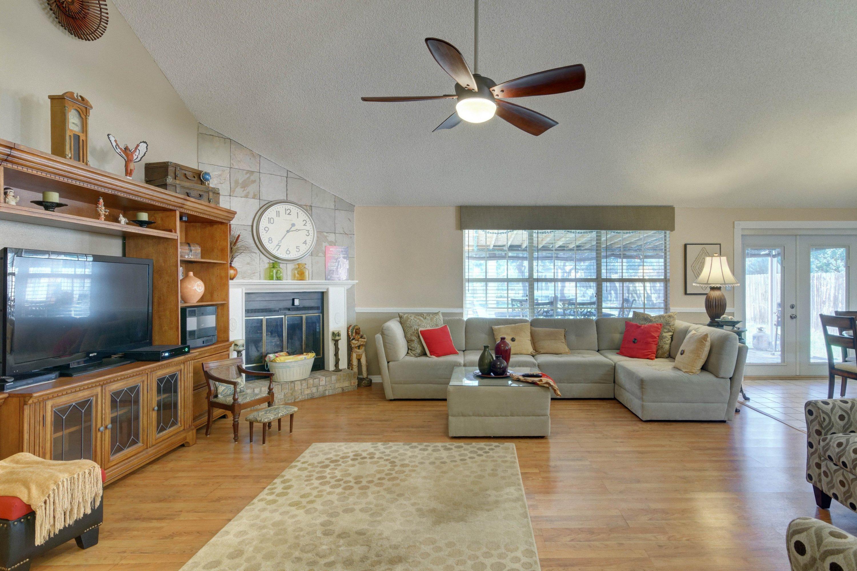 LEGEND COVE - Residential