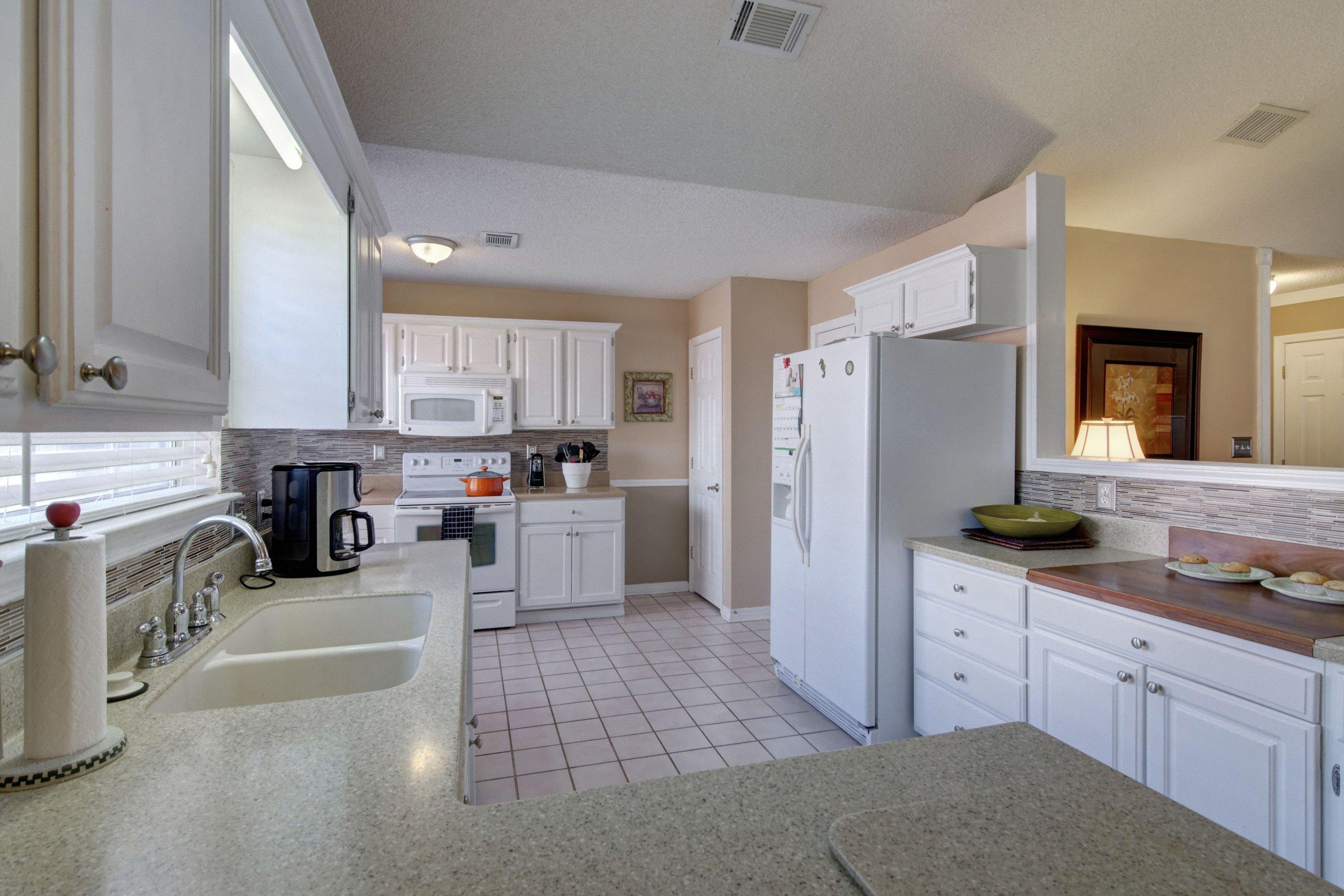 LEGEND COVE - Residential