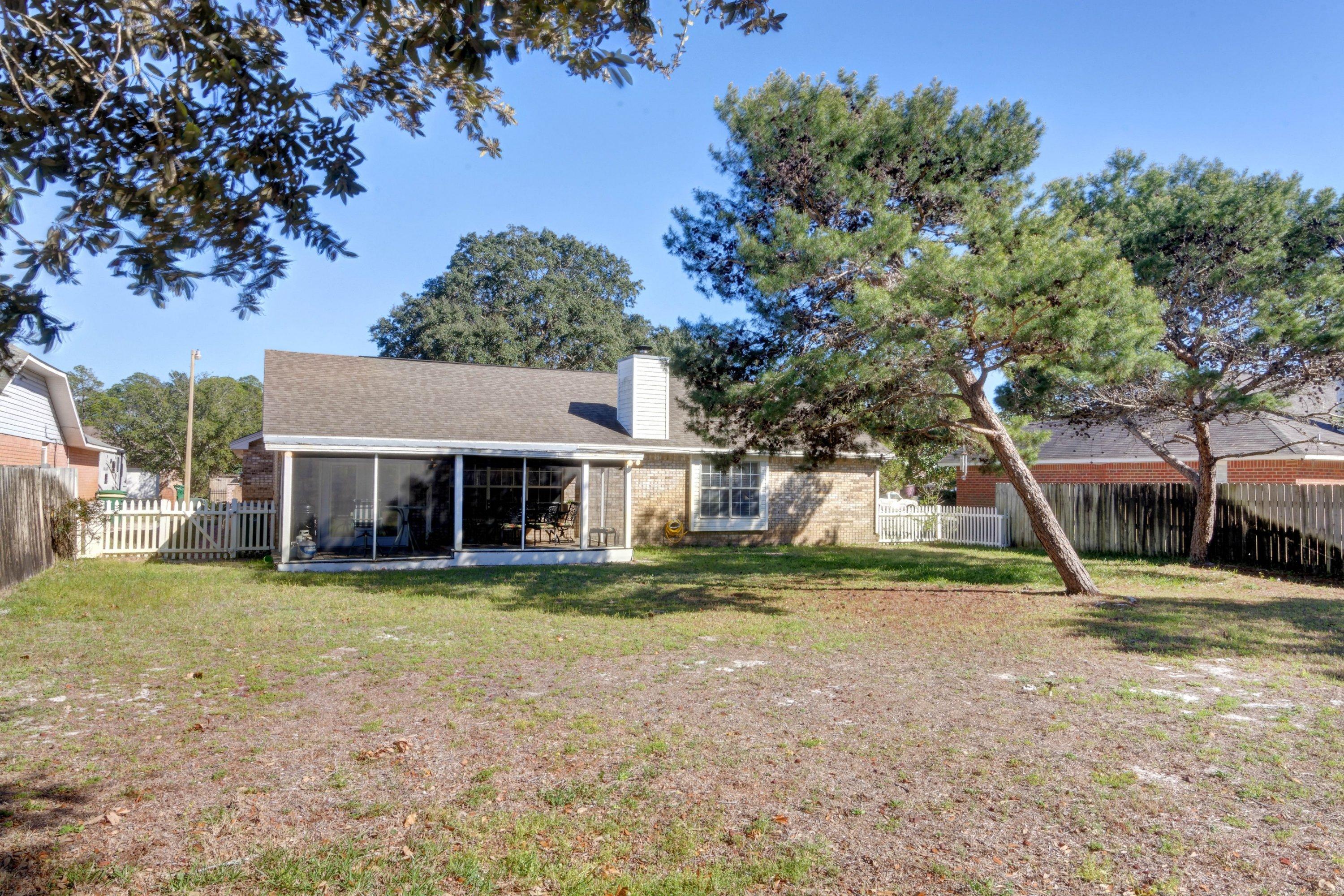 LEGEND COVE - Residential