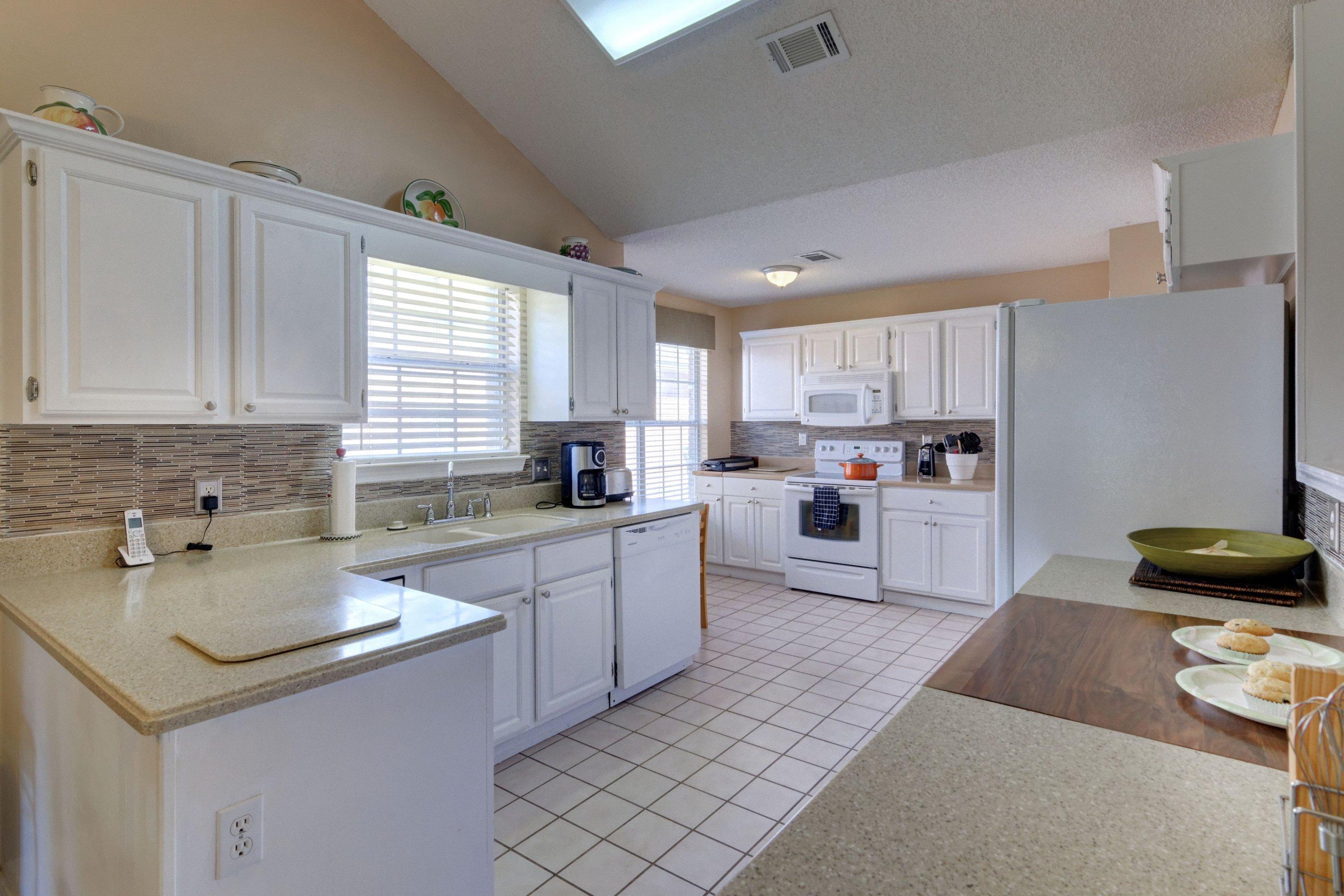 LEGEND COVE - Residential