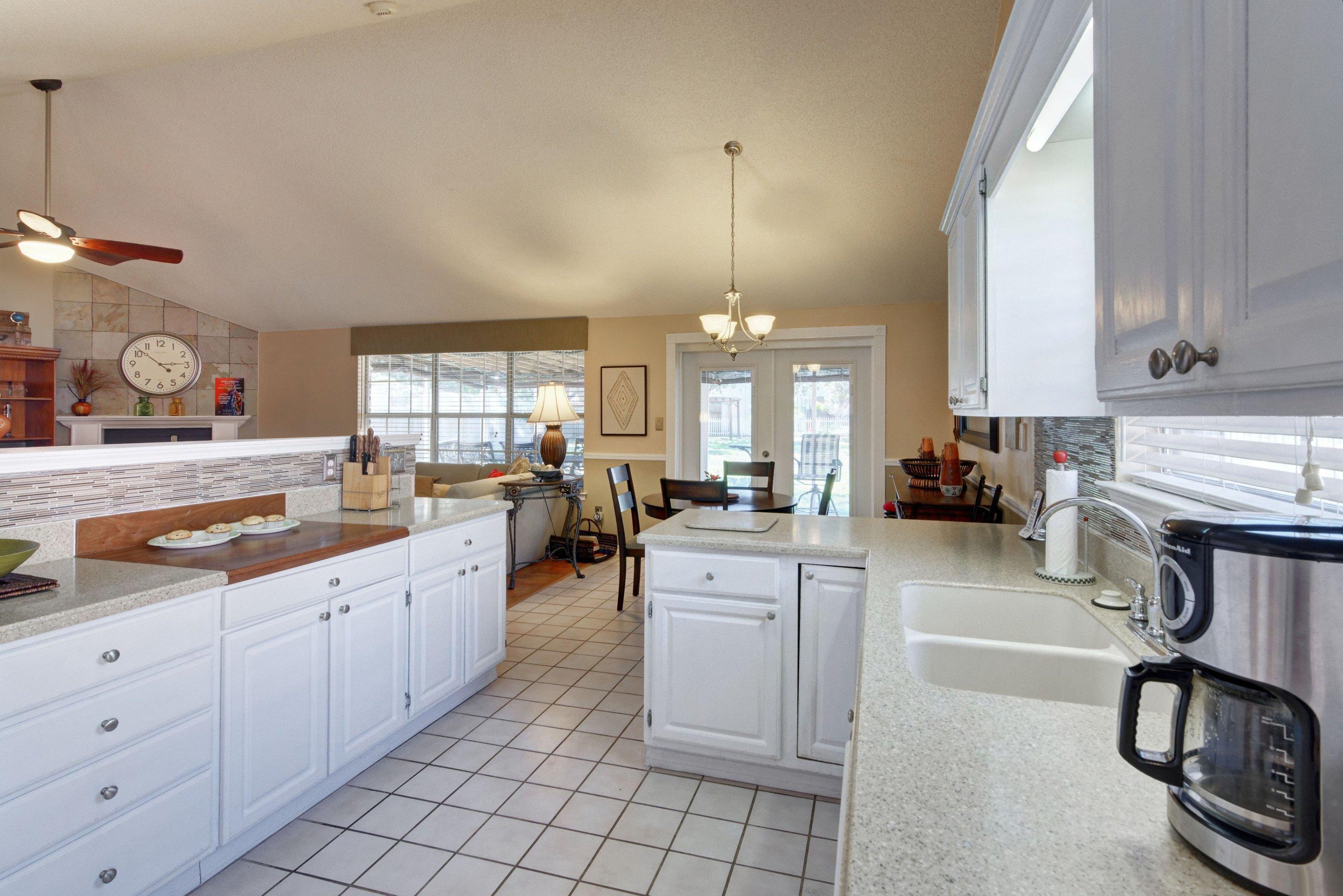 LEGEND COVE - Residential