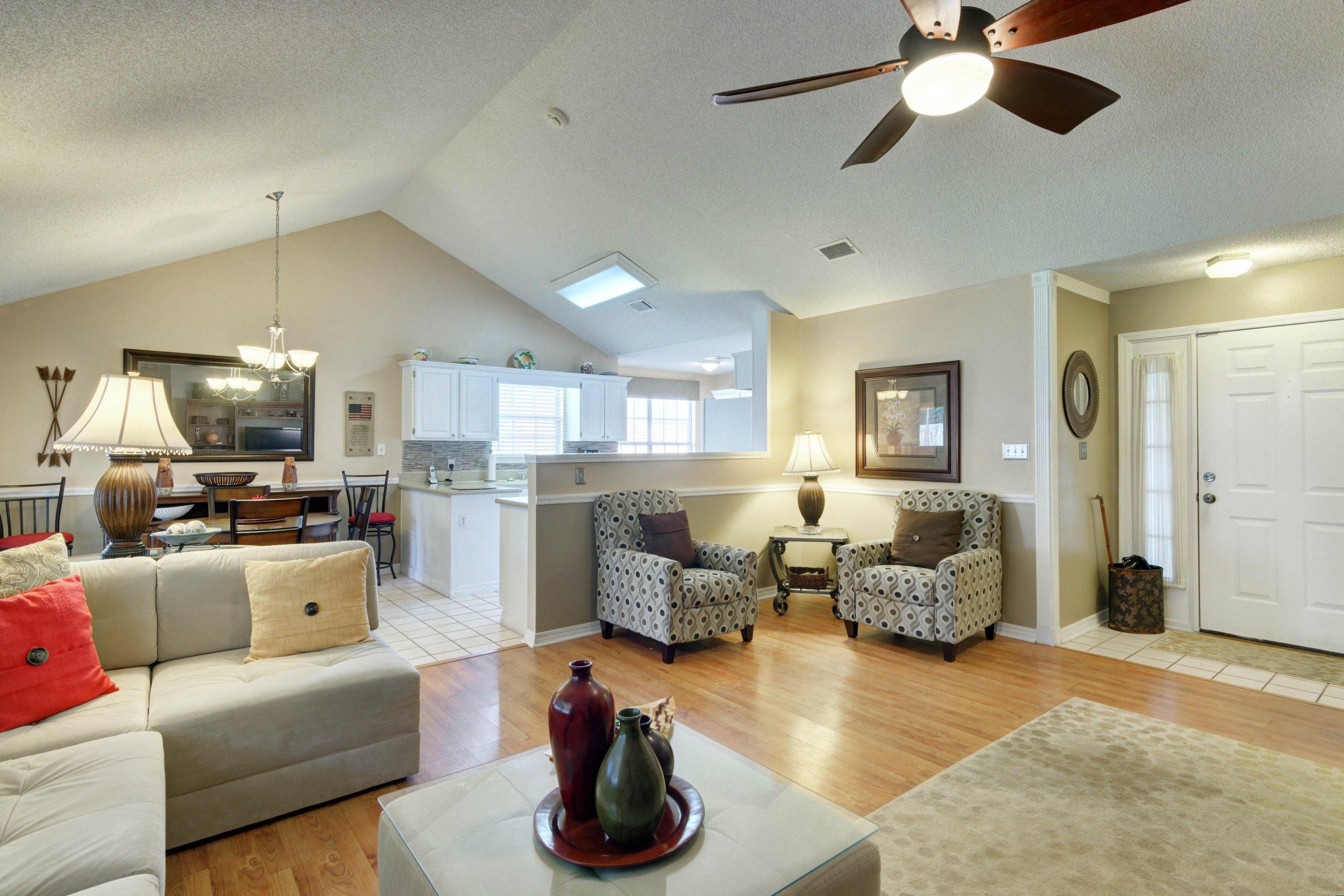 LEGEND COVE - Residential