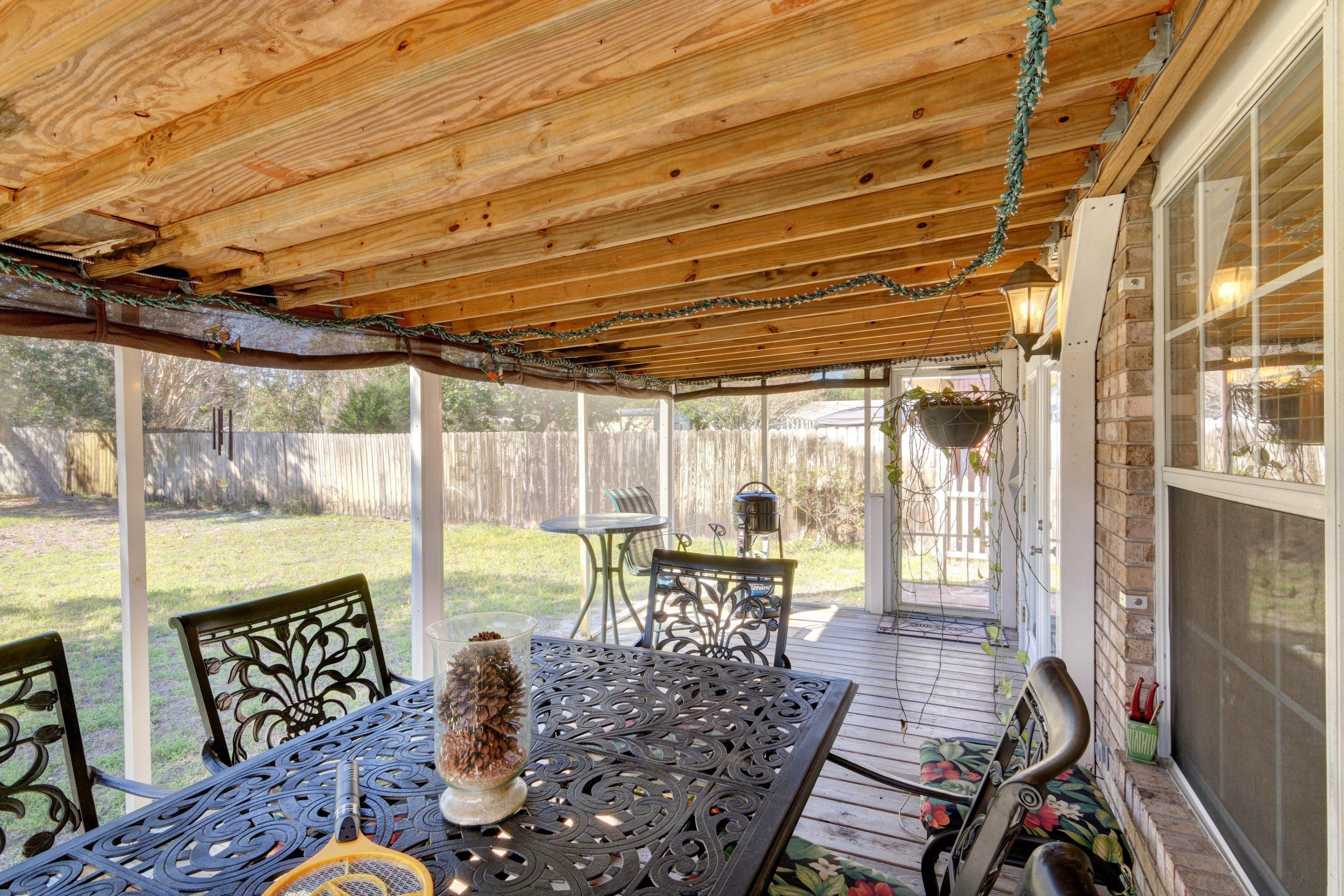 LEGEND COVE - Residential