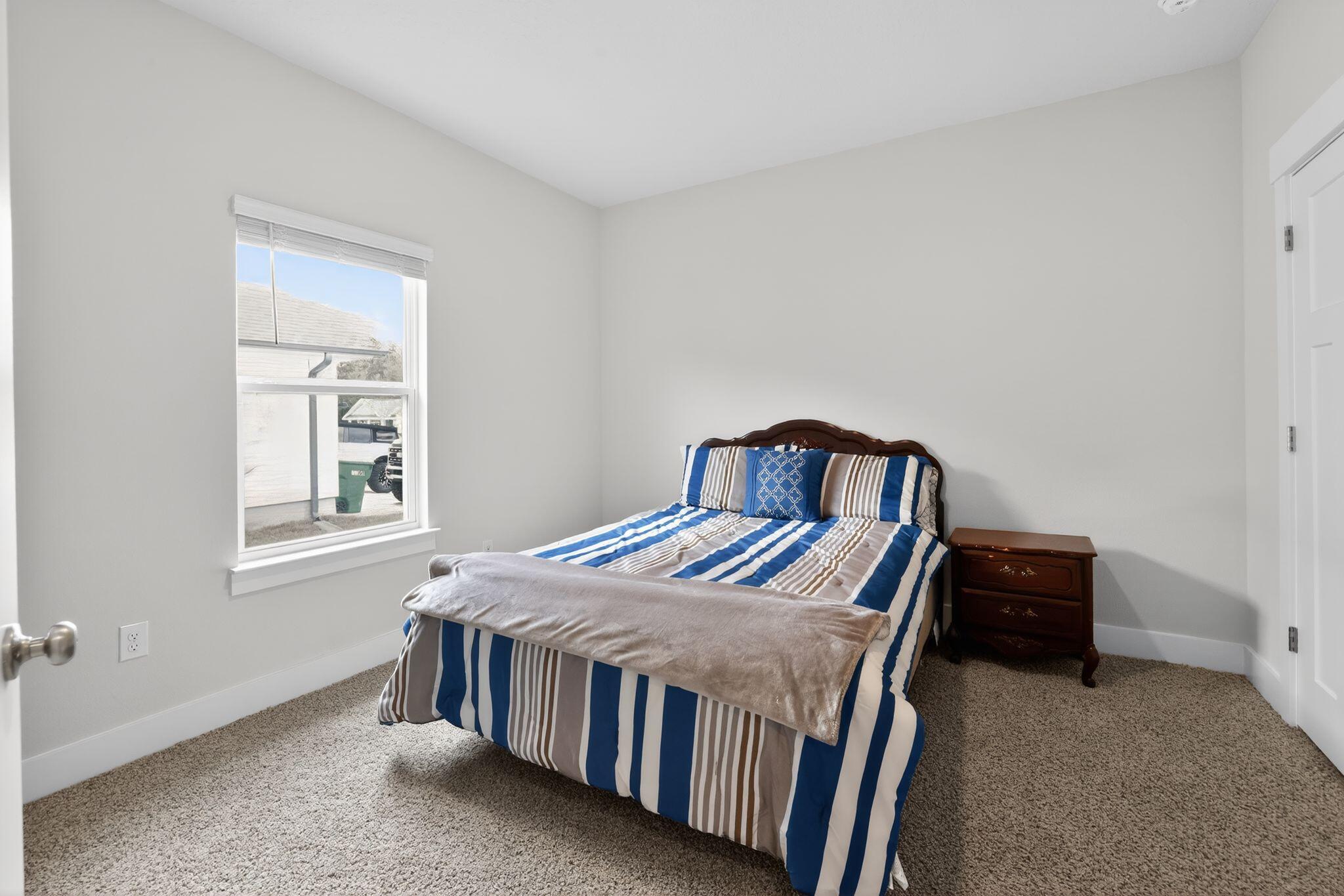 HILLWOOD ESTATES - Residential