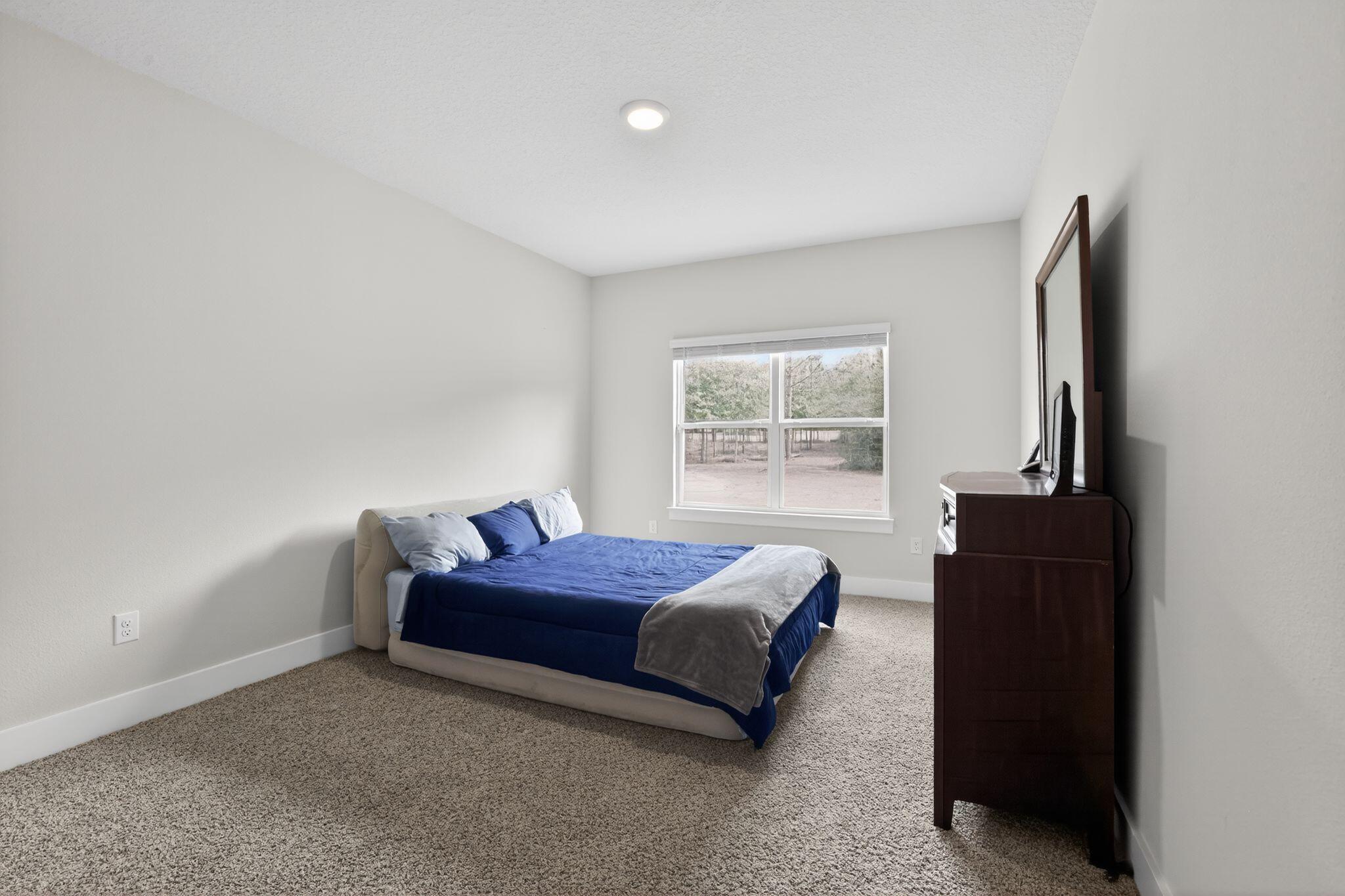 HILLWOOD ESTATES - Residential