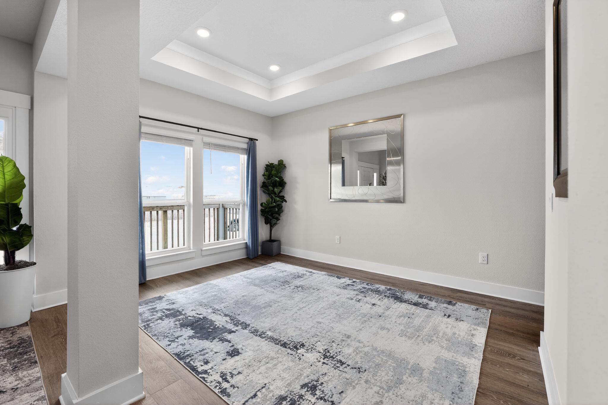 HILLWOOD ESTATES - Residential