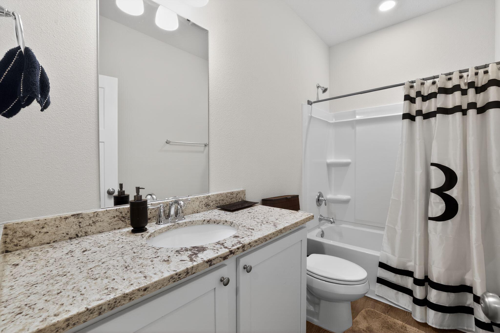 HILLWOOD ESTATES - Residential