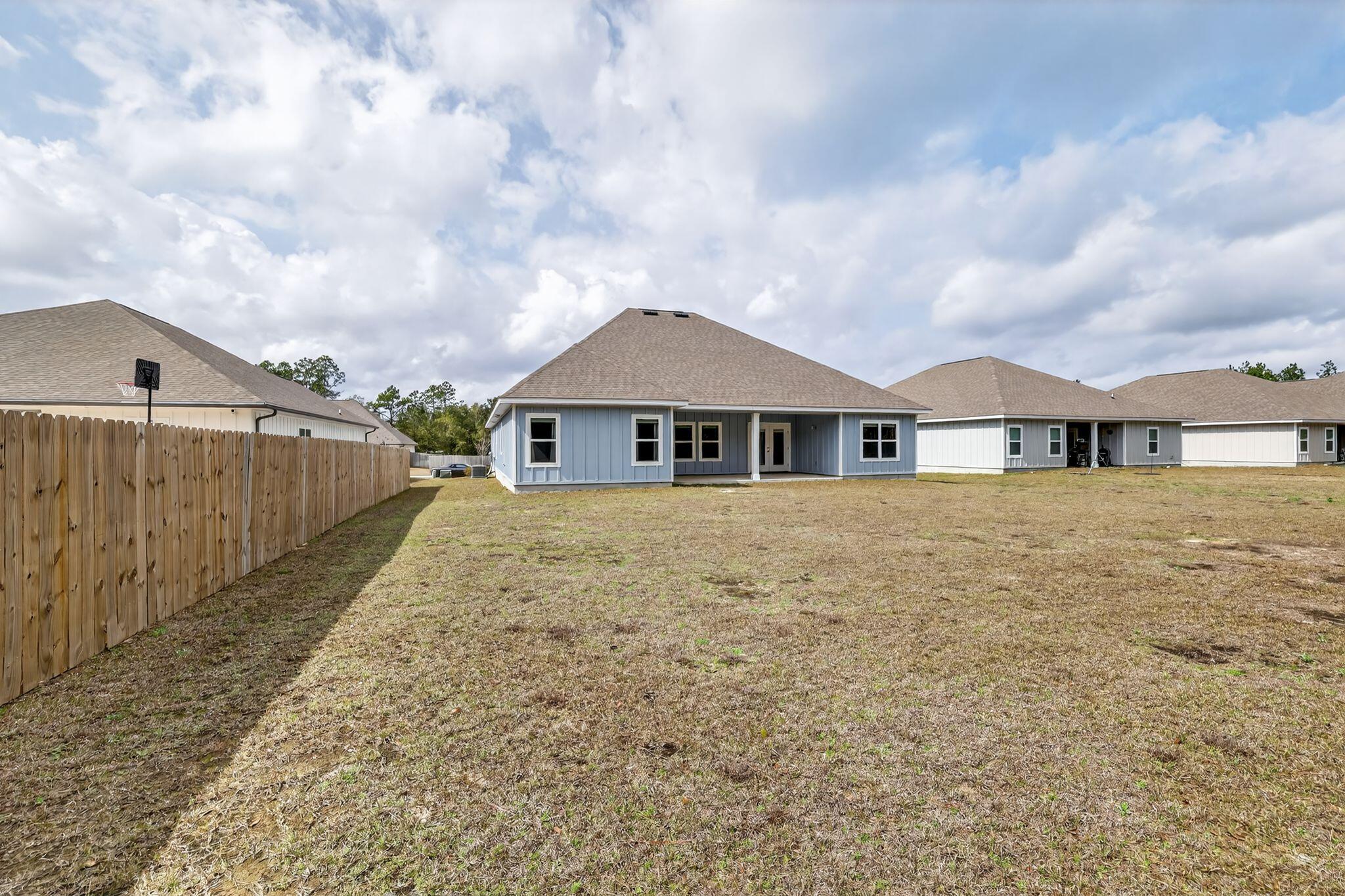 HILLWOOD ESTATES - Residential