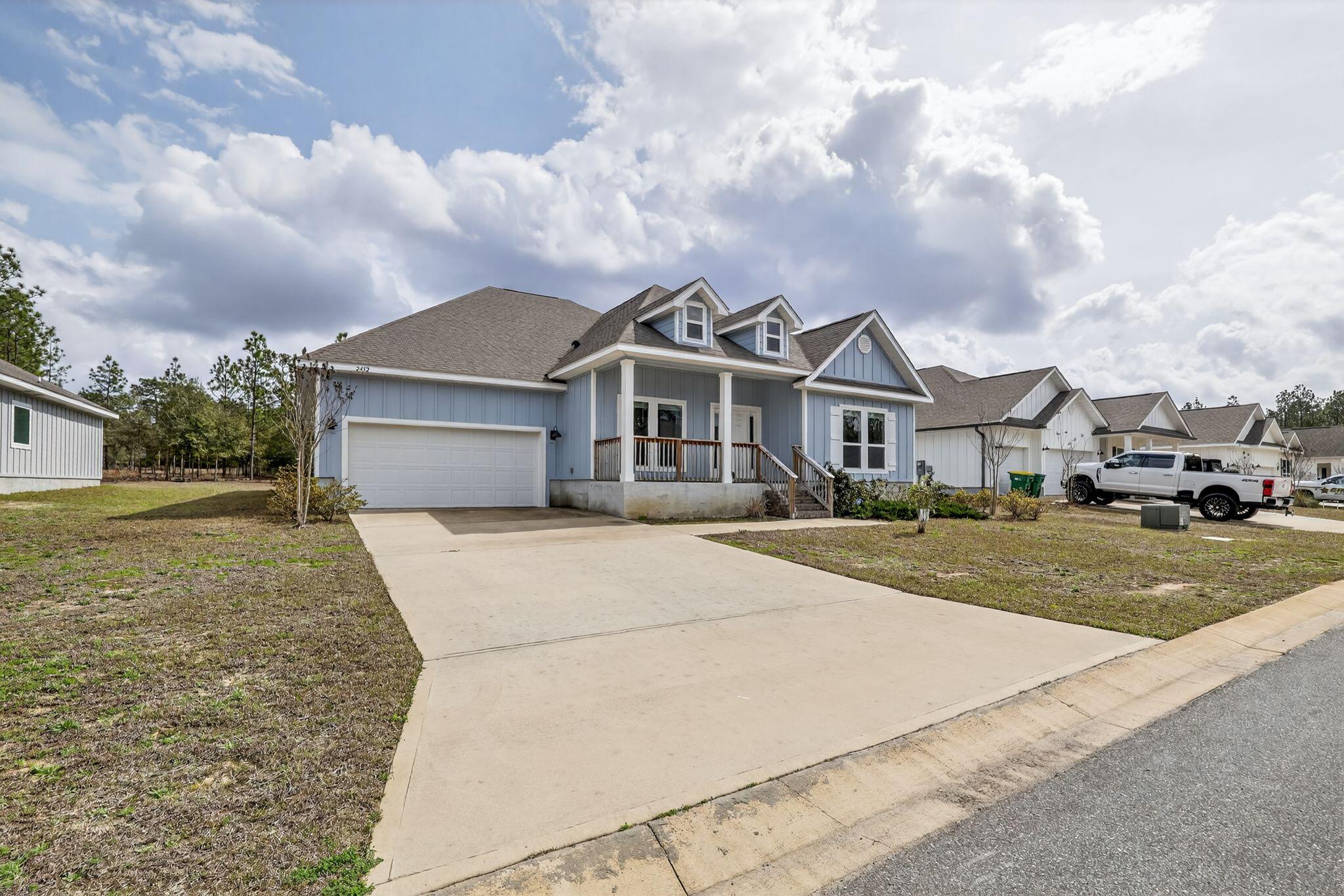 HILLWOOD ESTATES - Residential