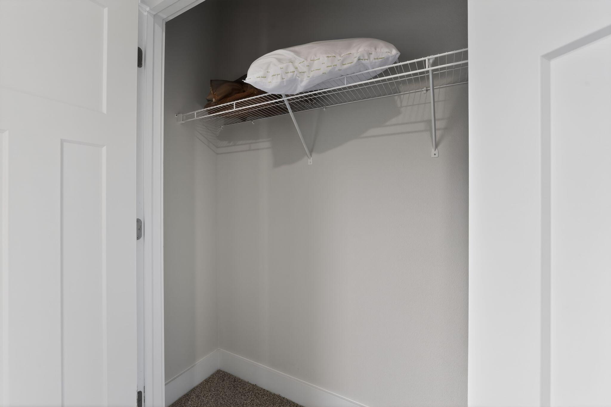 HILLWOOD ESTATES - Residential