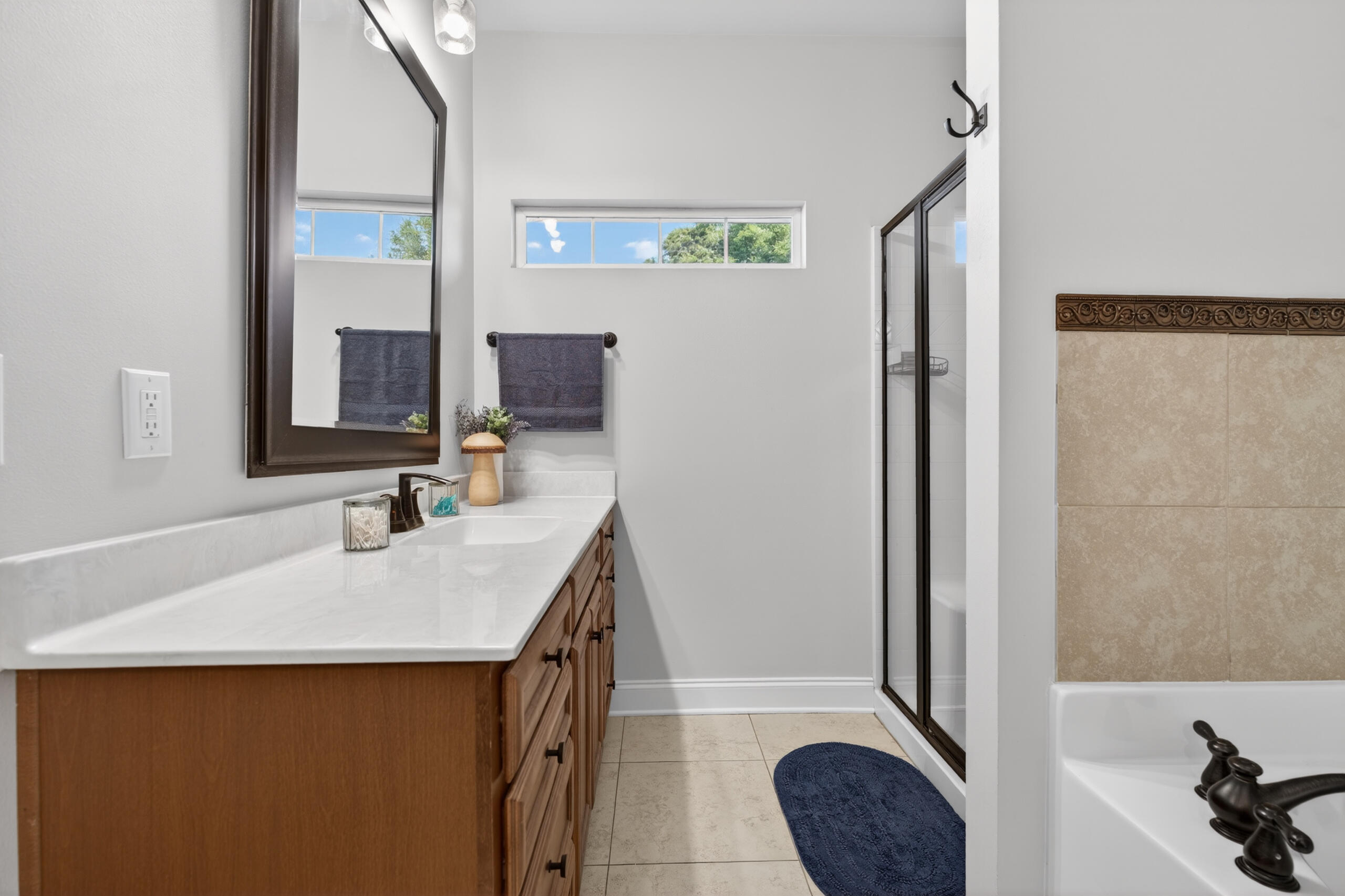 COLONIAL HEIGHTS - Residential