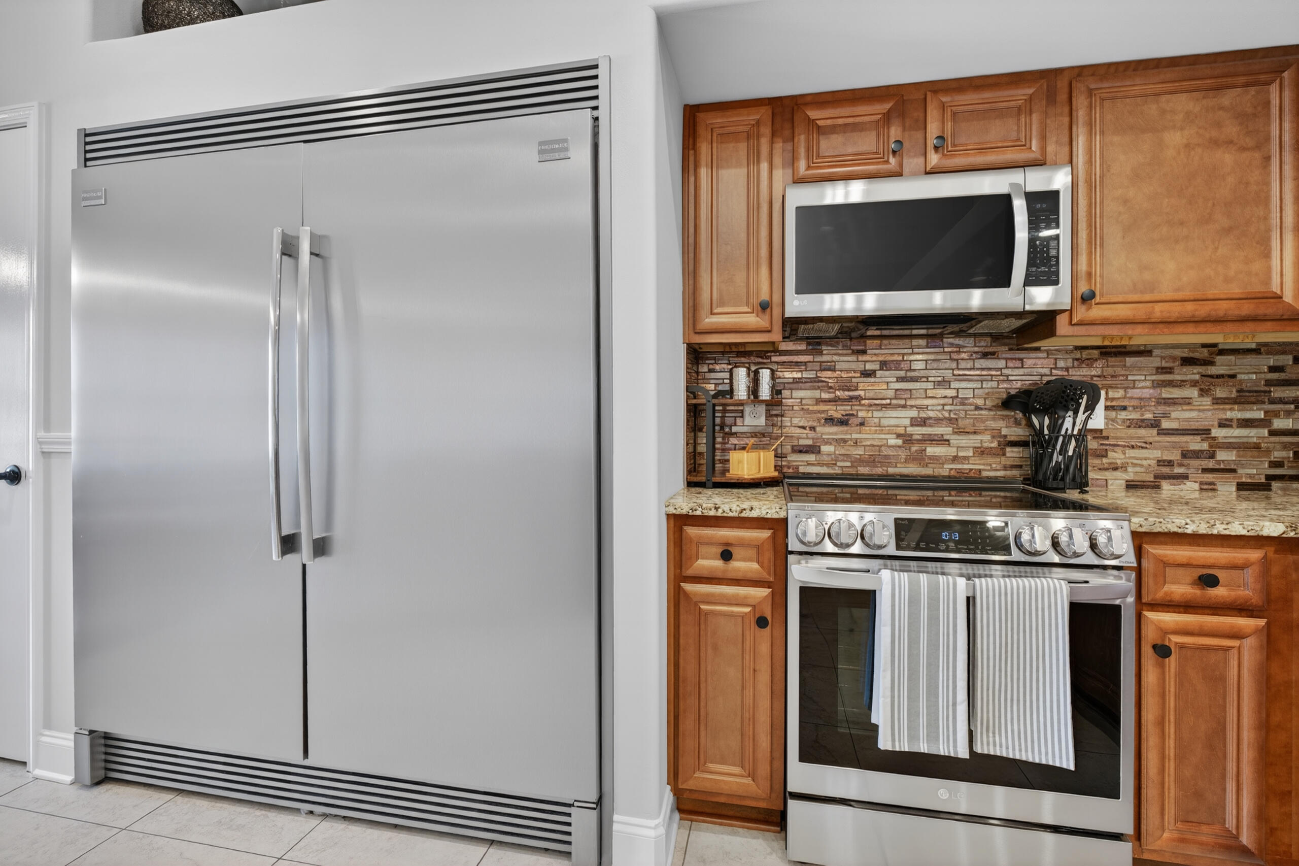 COLONIAL HEIGHTS - Residential