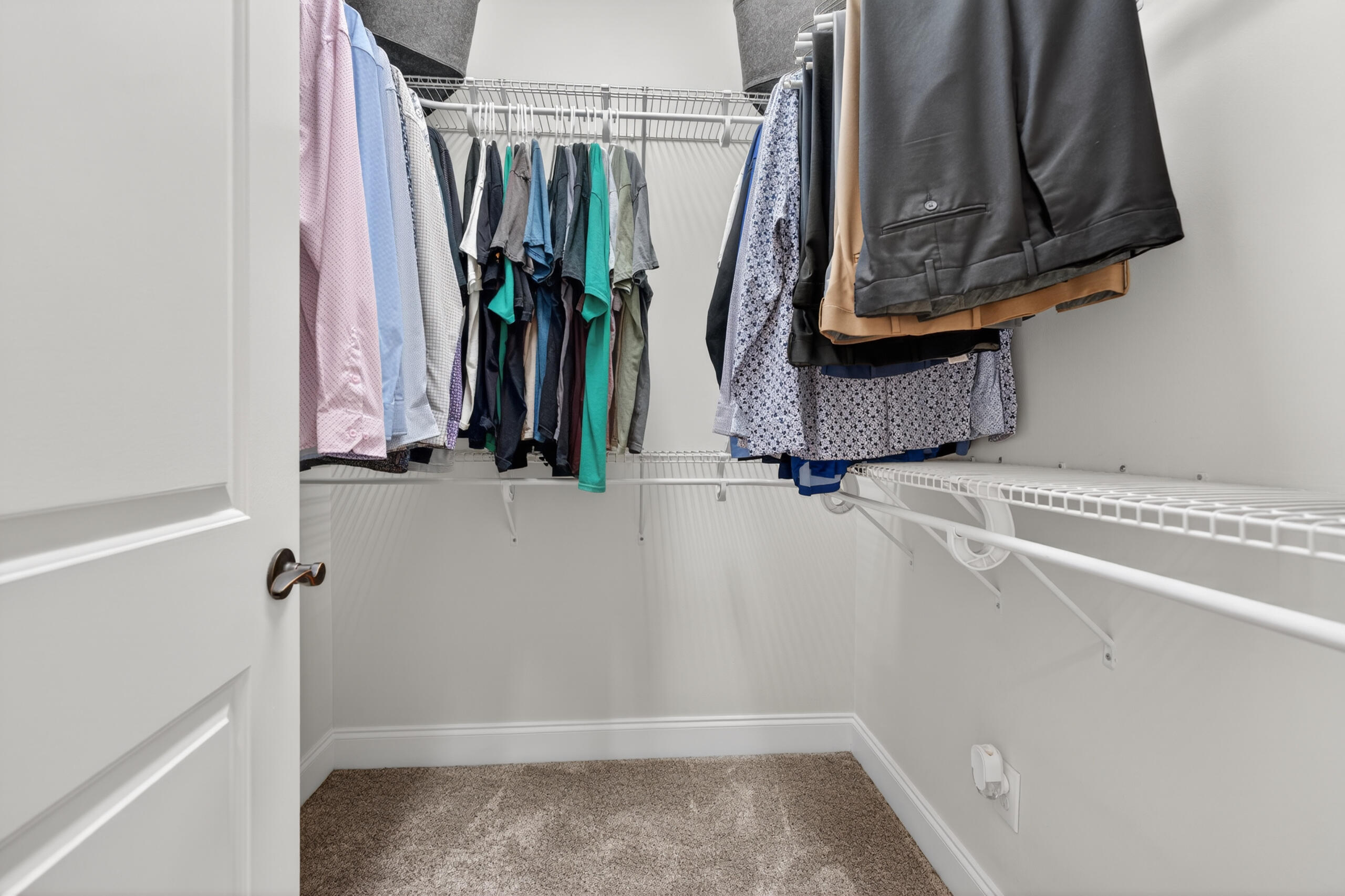 COLONIAL HEIGHTS - Residential