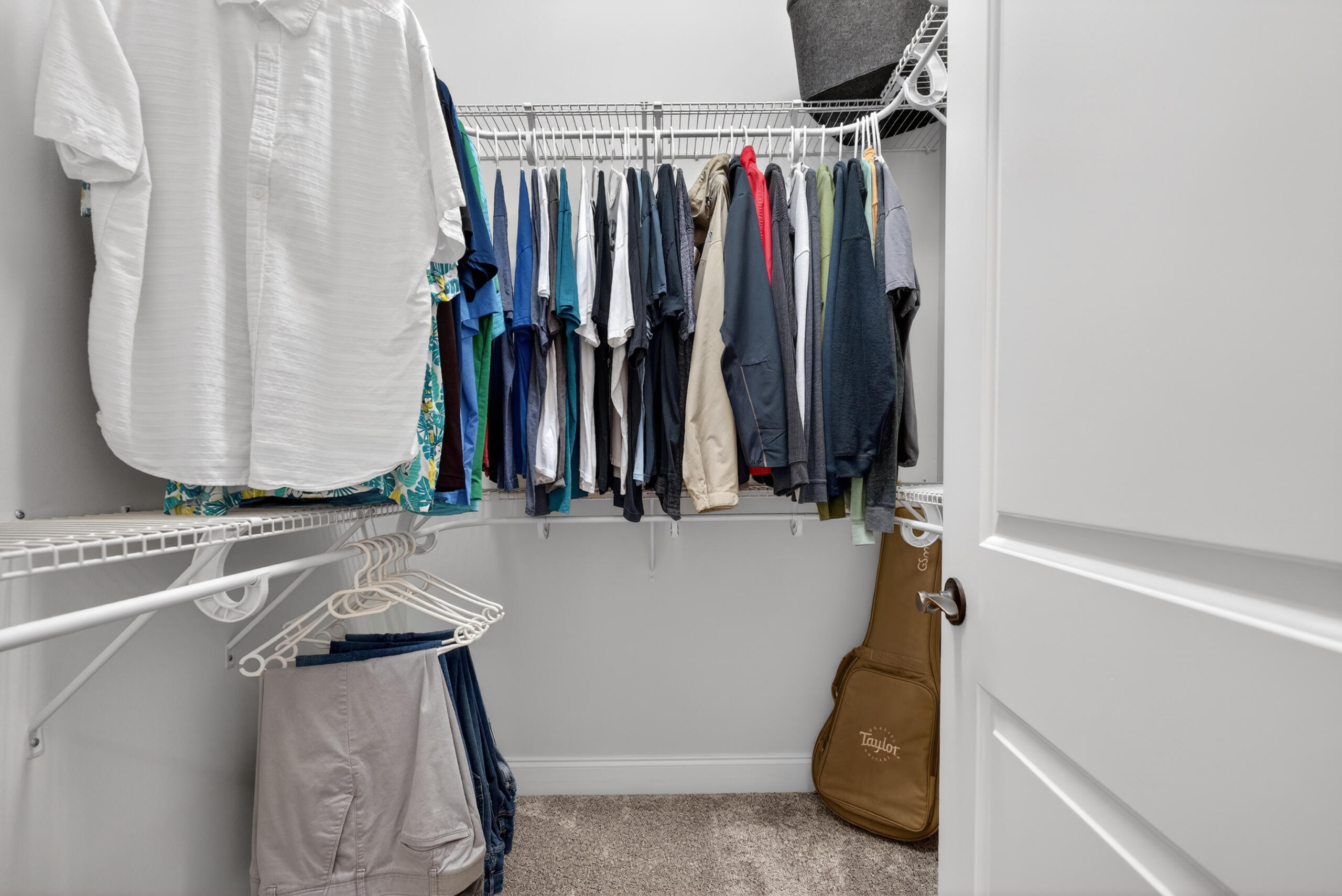 COLONIAL HEIGHTS - Residential