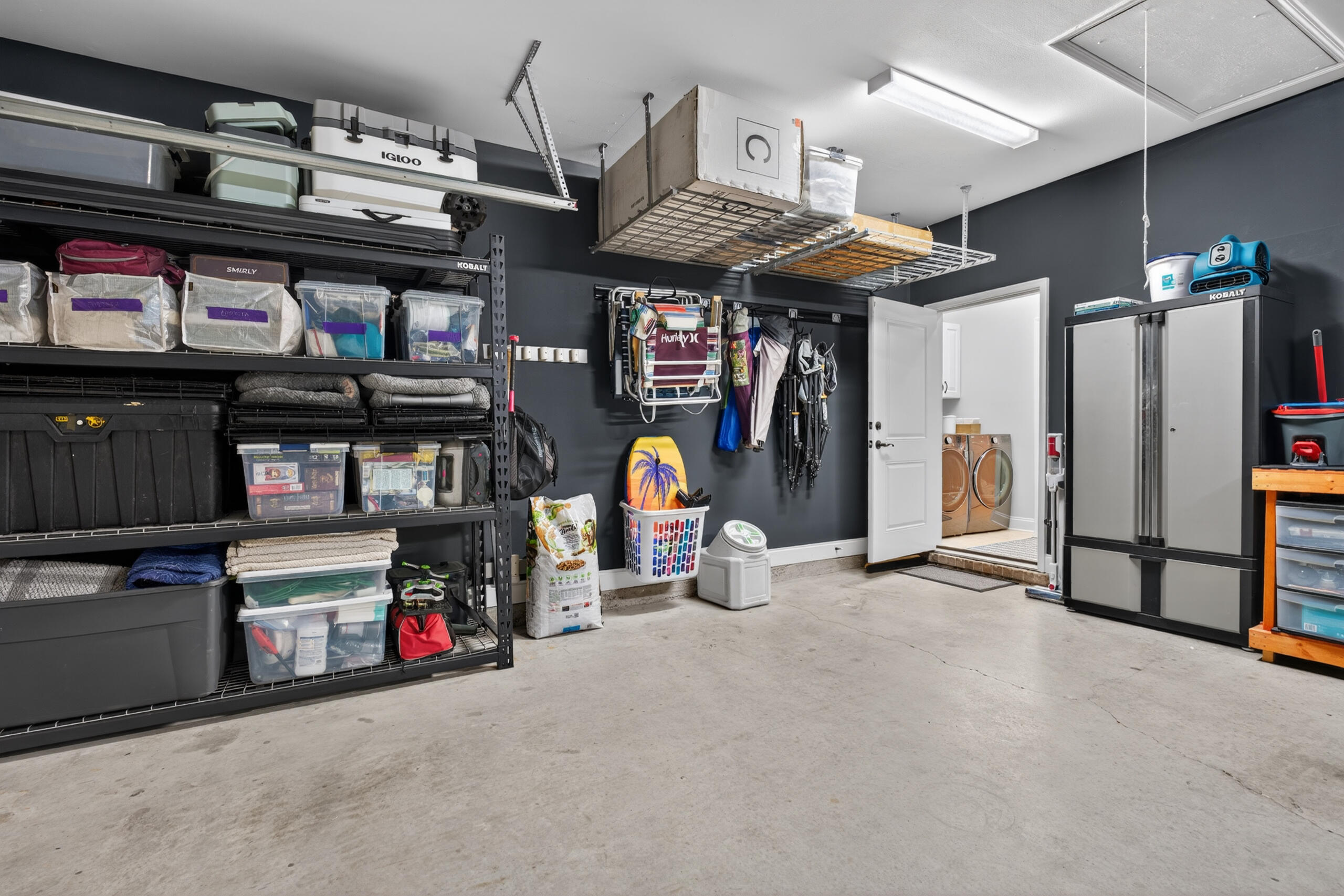 COLONIAL HEIGHTS - Residential