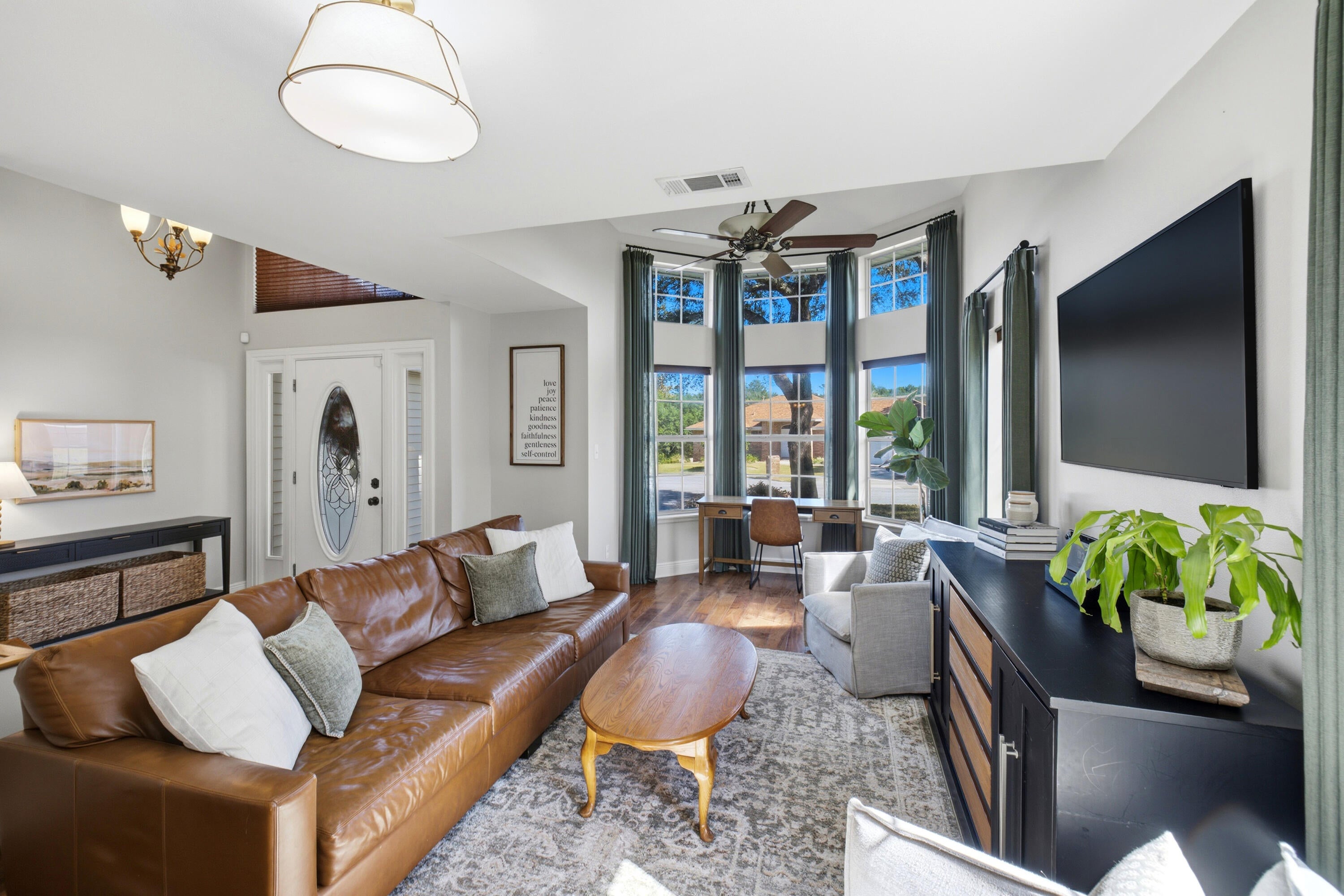 1702 Dellmont Cove