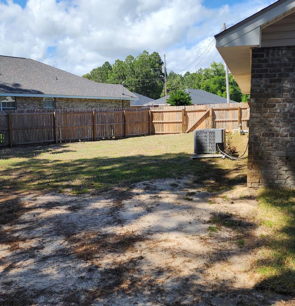 HAMPTON RIDGE ESTATES 1ST ADD - Residential Lease