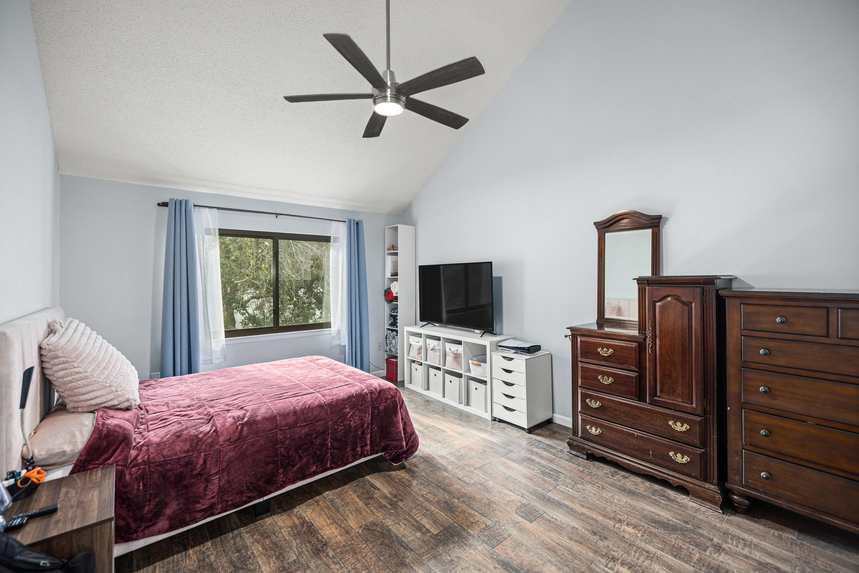 MARINA COVE VILLAGE PH 1 - Residential