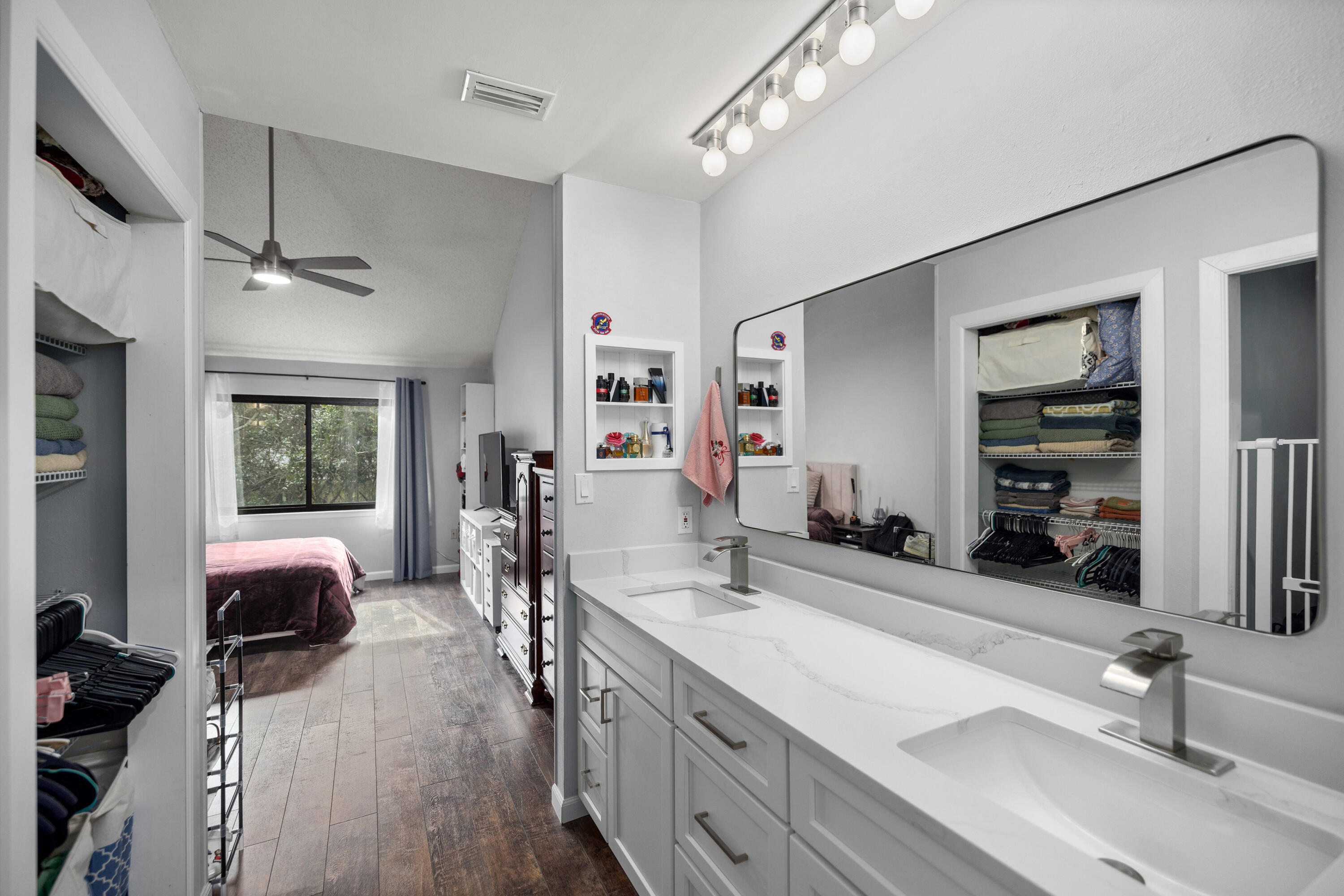 MARINA COVE VILLAGE PH 1 - Residential