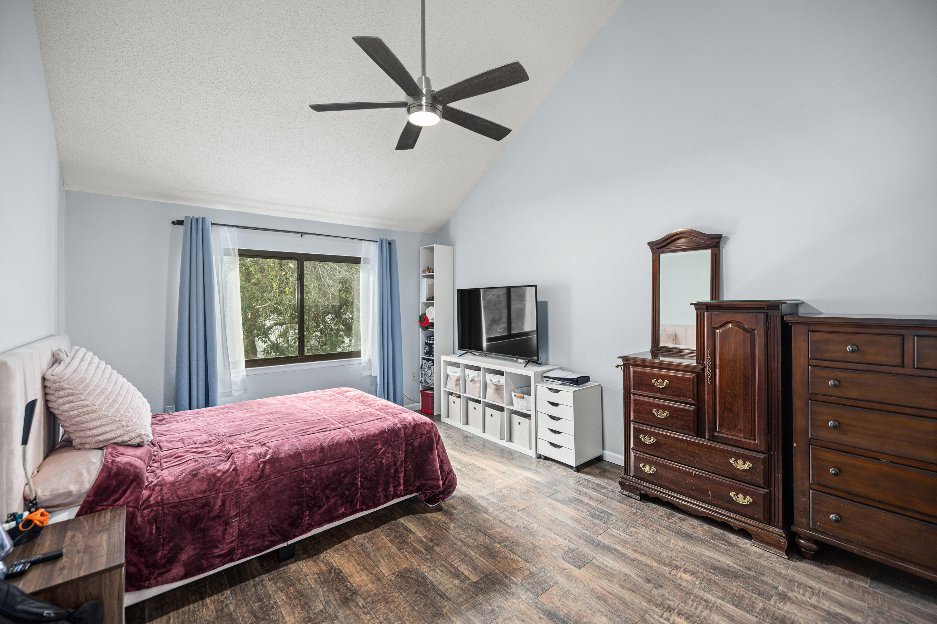 MARINA COVE VILLAGE PH 1 - Residential